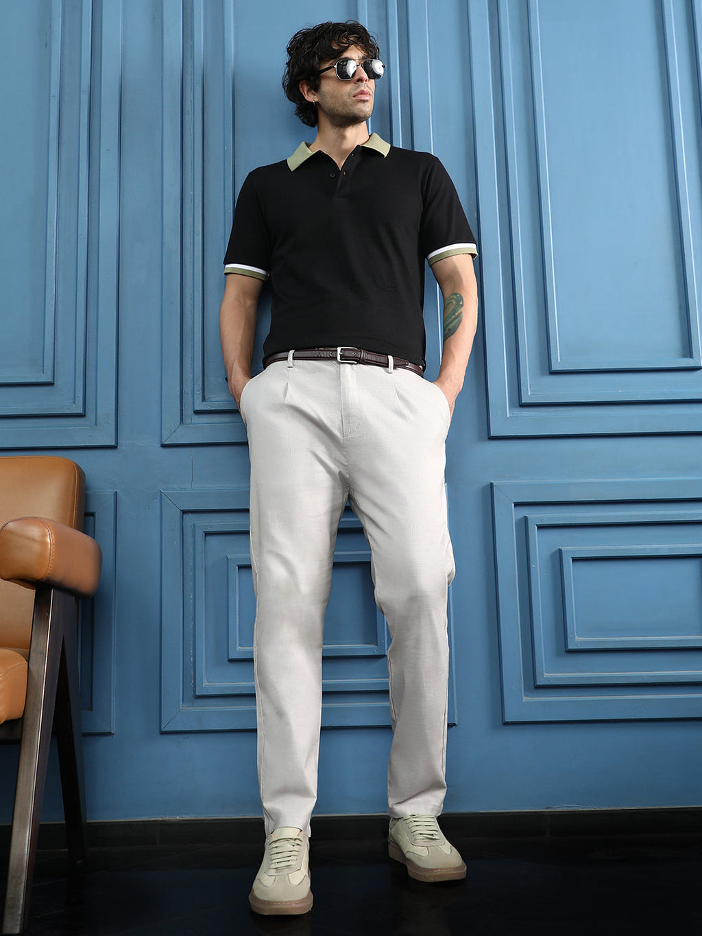 Pleated Slim-Tailored Trousers
