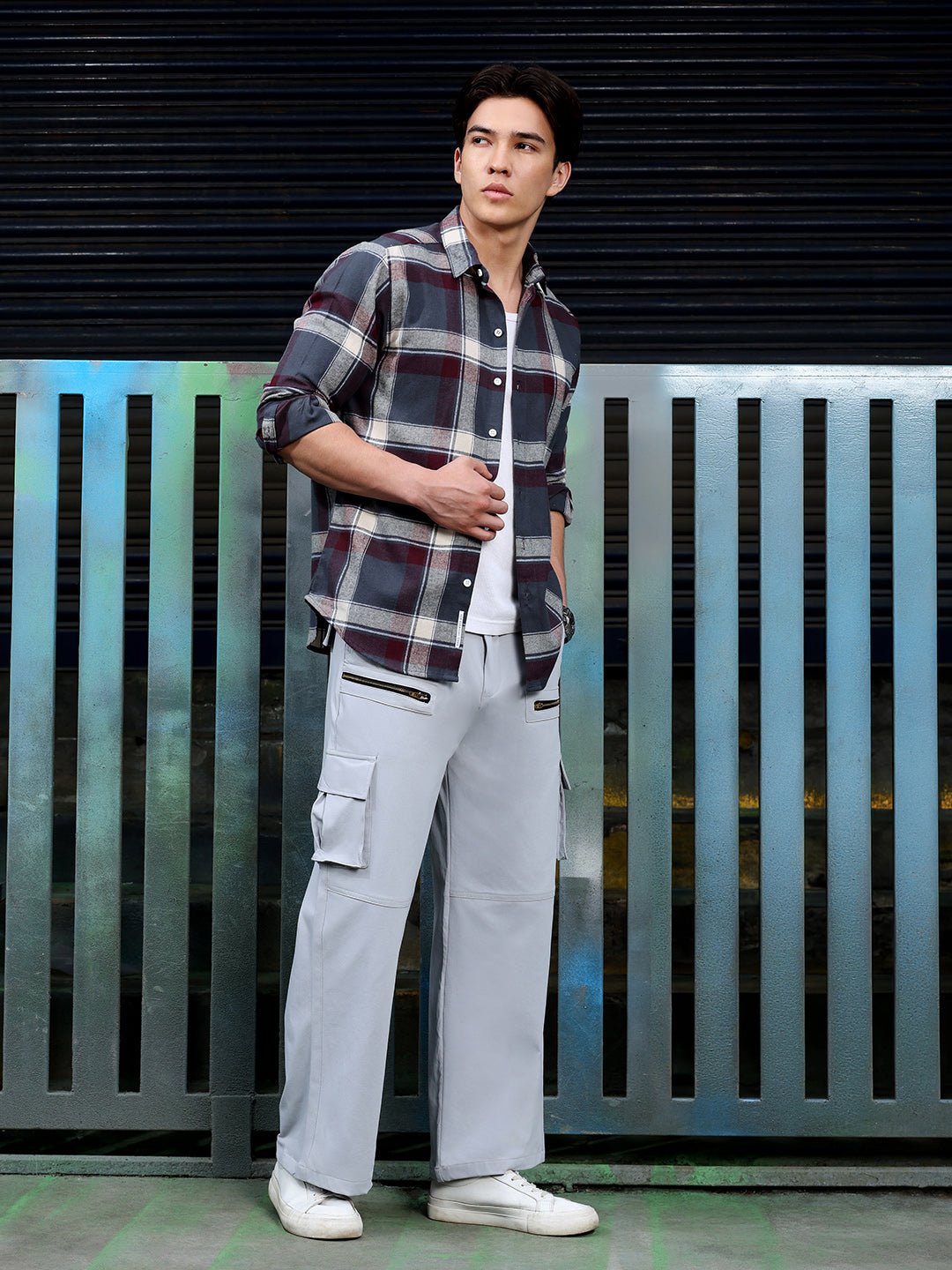 Men's Light Grey Mid-Rise Wide Leg Trouser