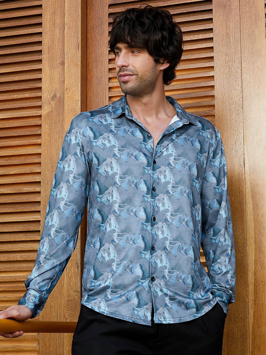 Panel-Swirl Imprint Shirt