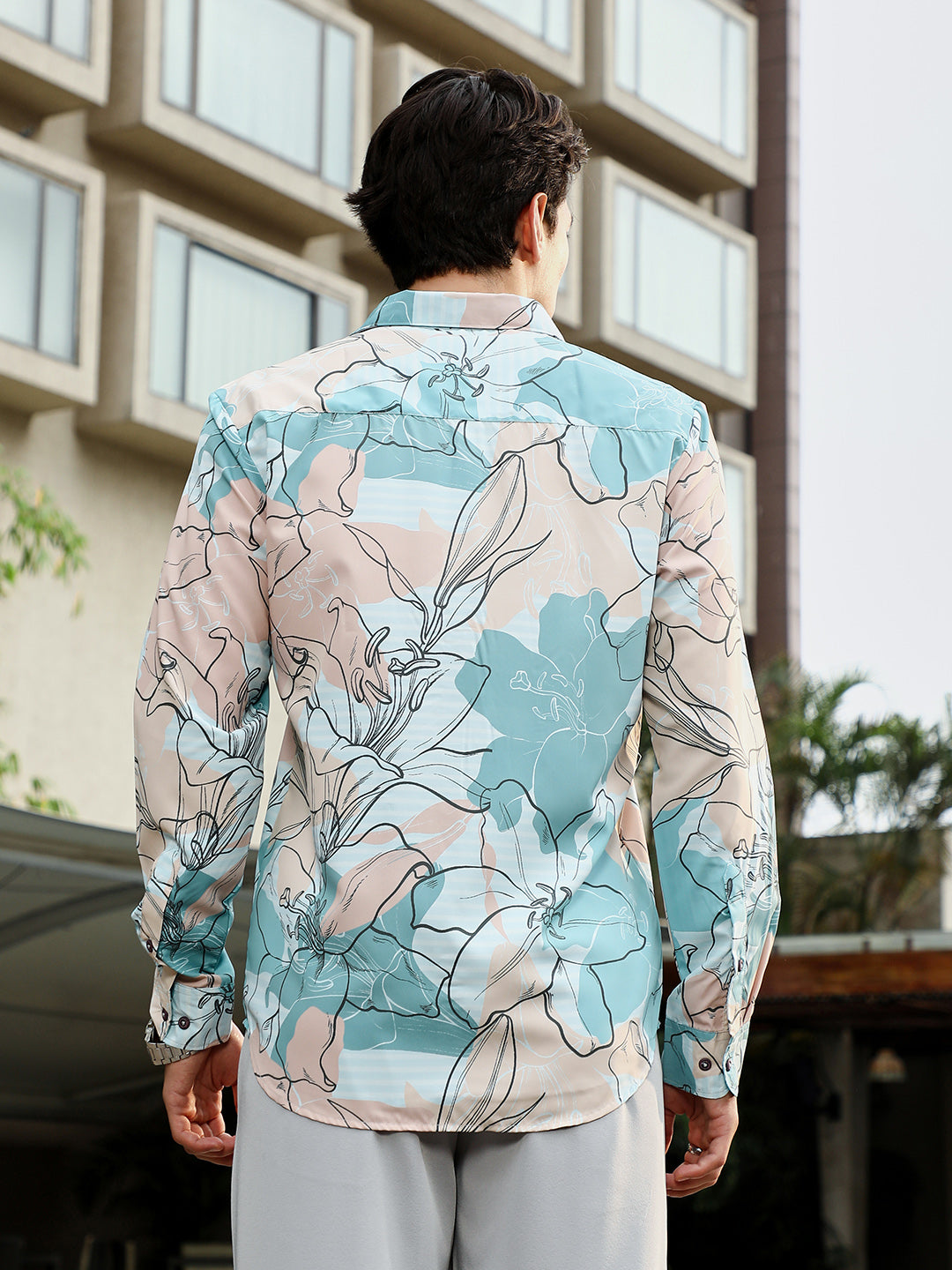 Botanical-Outline Imprint Shirt