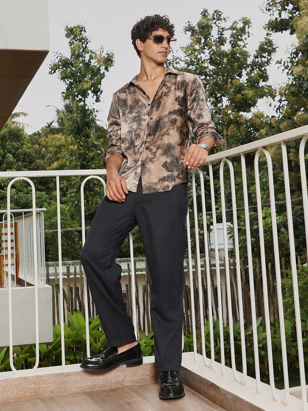 Gleaming-Blur Shirt