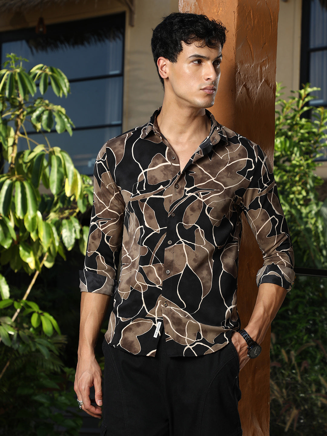 Artistic-Foliage Lined Imrprint Shirt