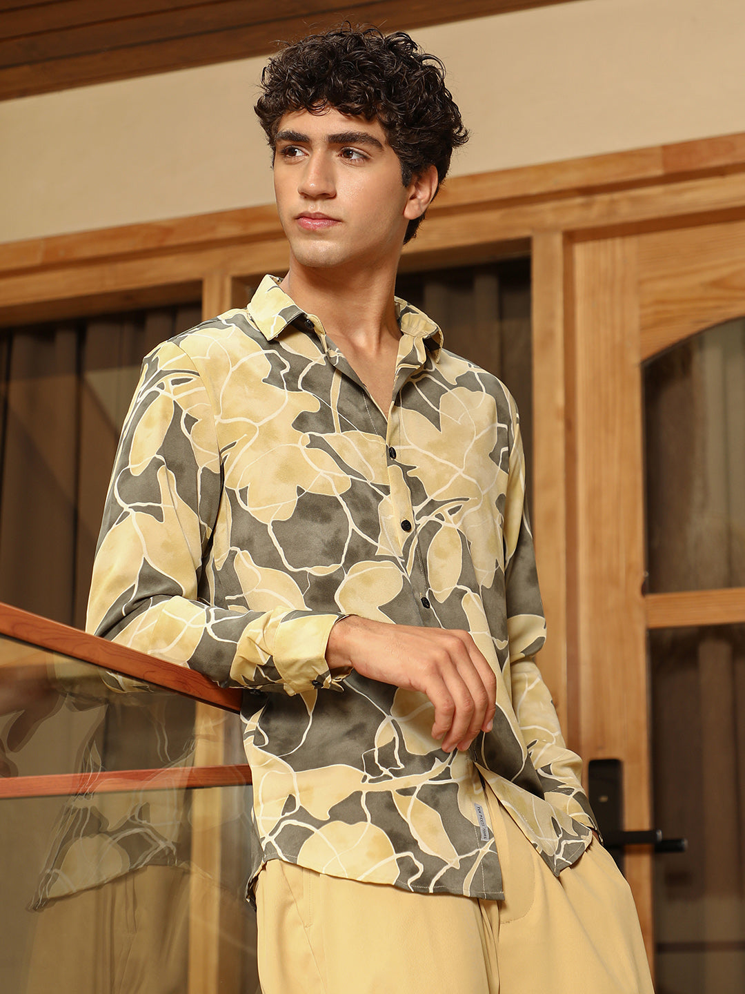 Artistic-Foliage Lined Imrprint Shirt