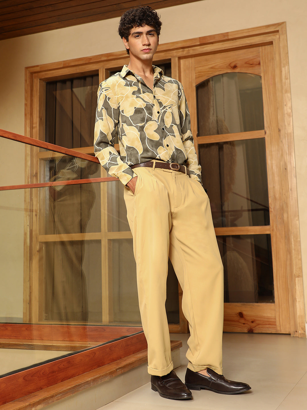 Artistic-Foliage Lined Imrprint Shirt