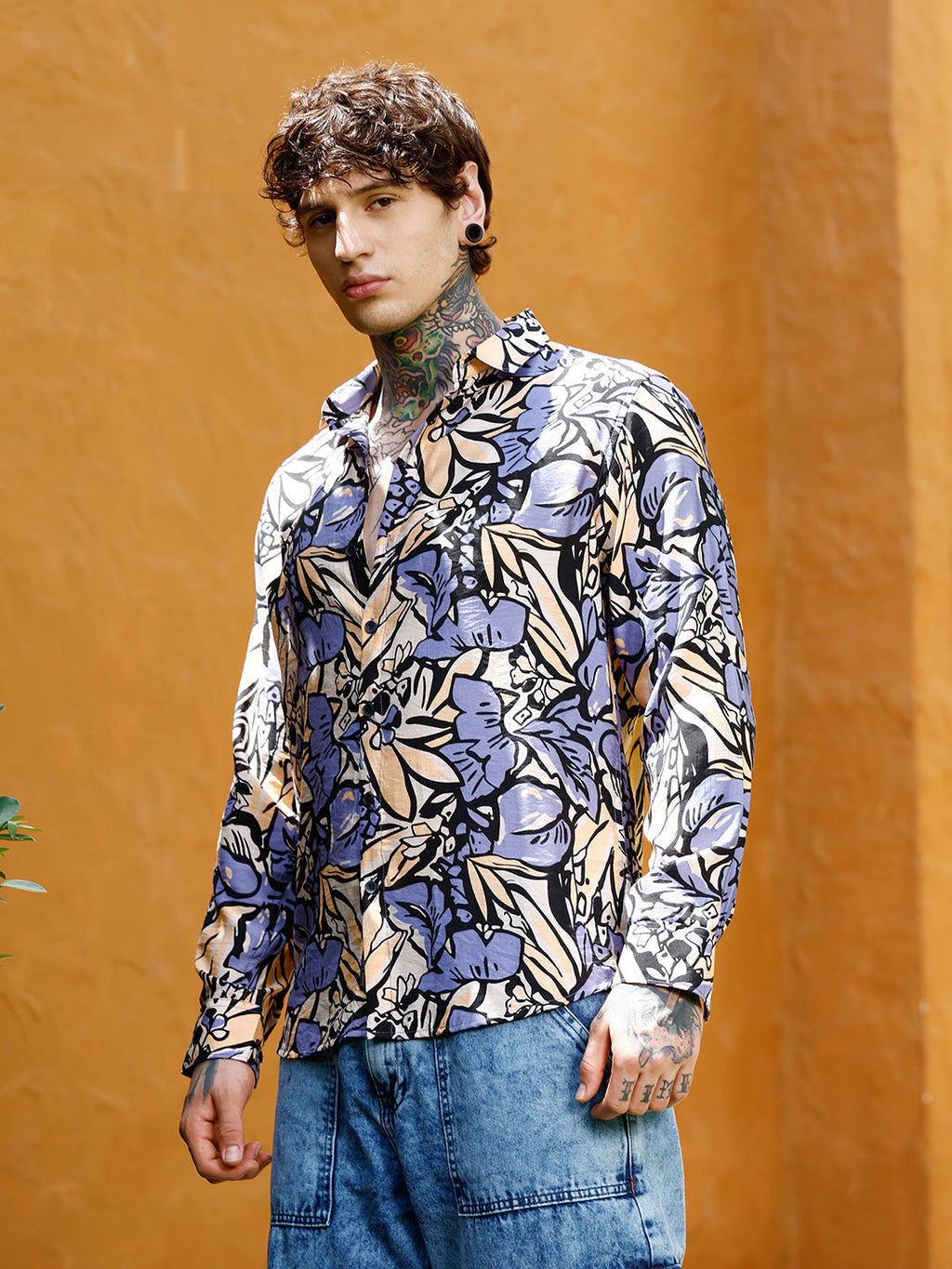Cluster-Botanical Imprint Shirt