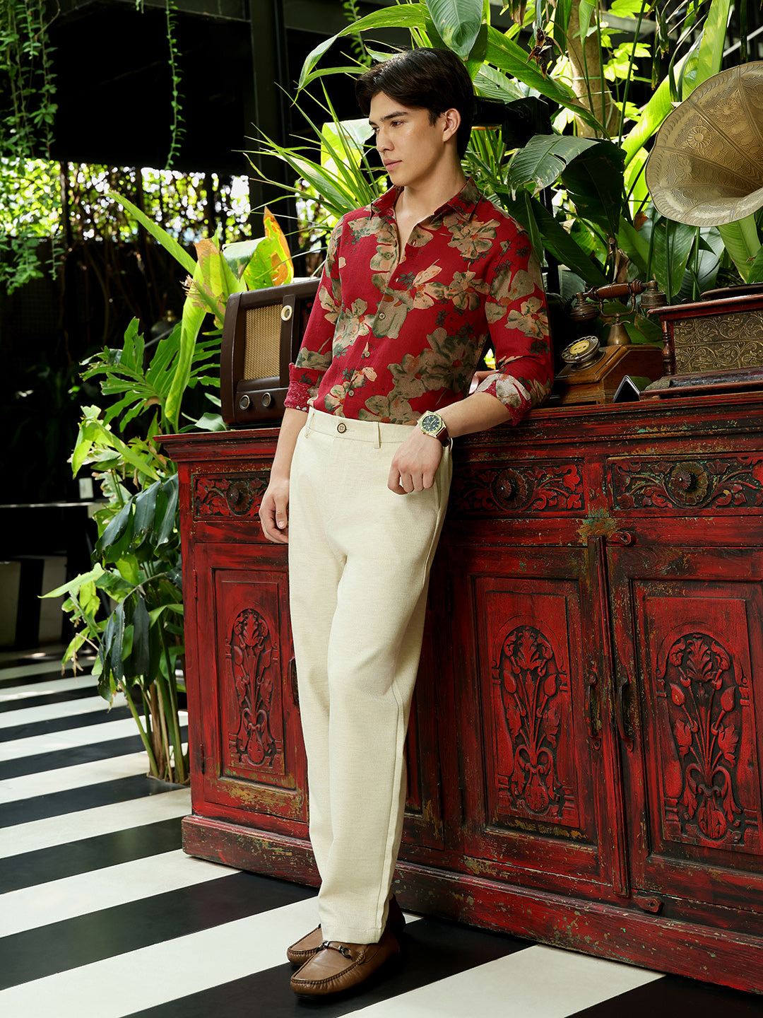 Men's Cream Mid-Rise Slim Fit Trouser
