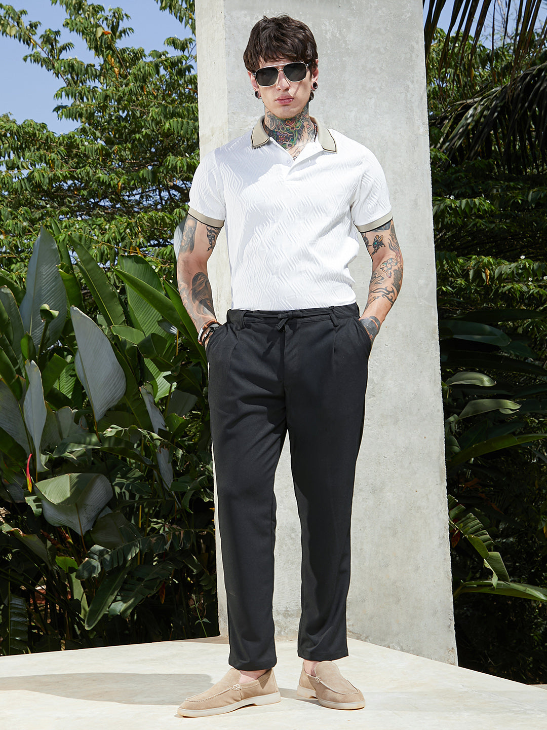Lightweight - Tactile-Pleated Chino Trousers