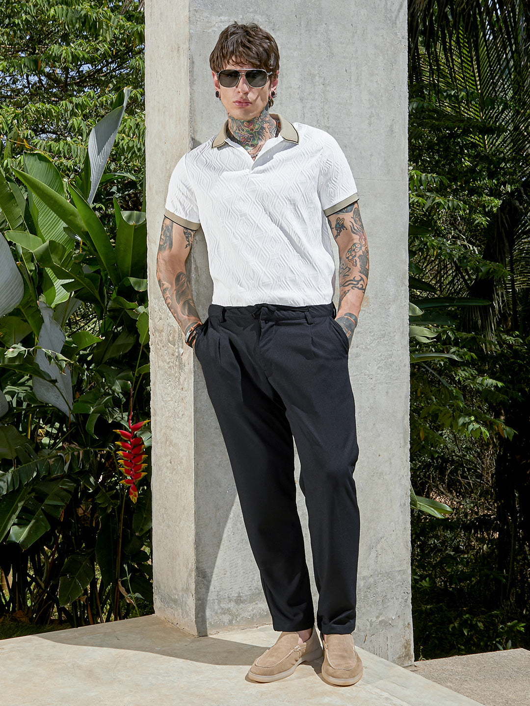 Lightweight - Tactile-Pleated Chino Trousers