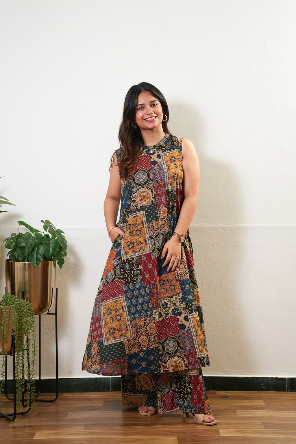 Multicoloured cotton co-ords set (attached sleeves)