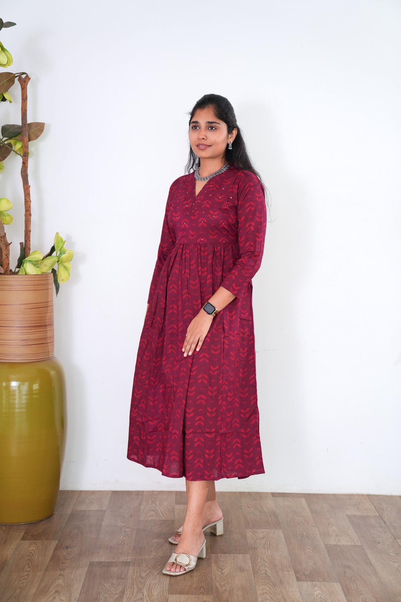 Red v neck anarkali cotton kurta