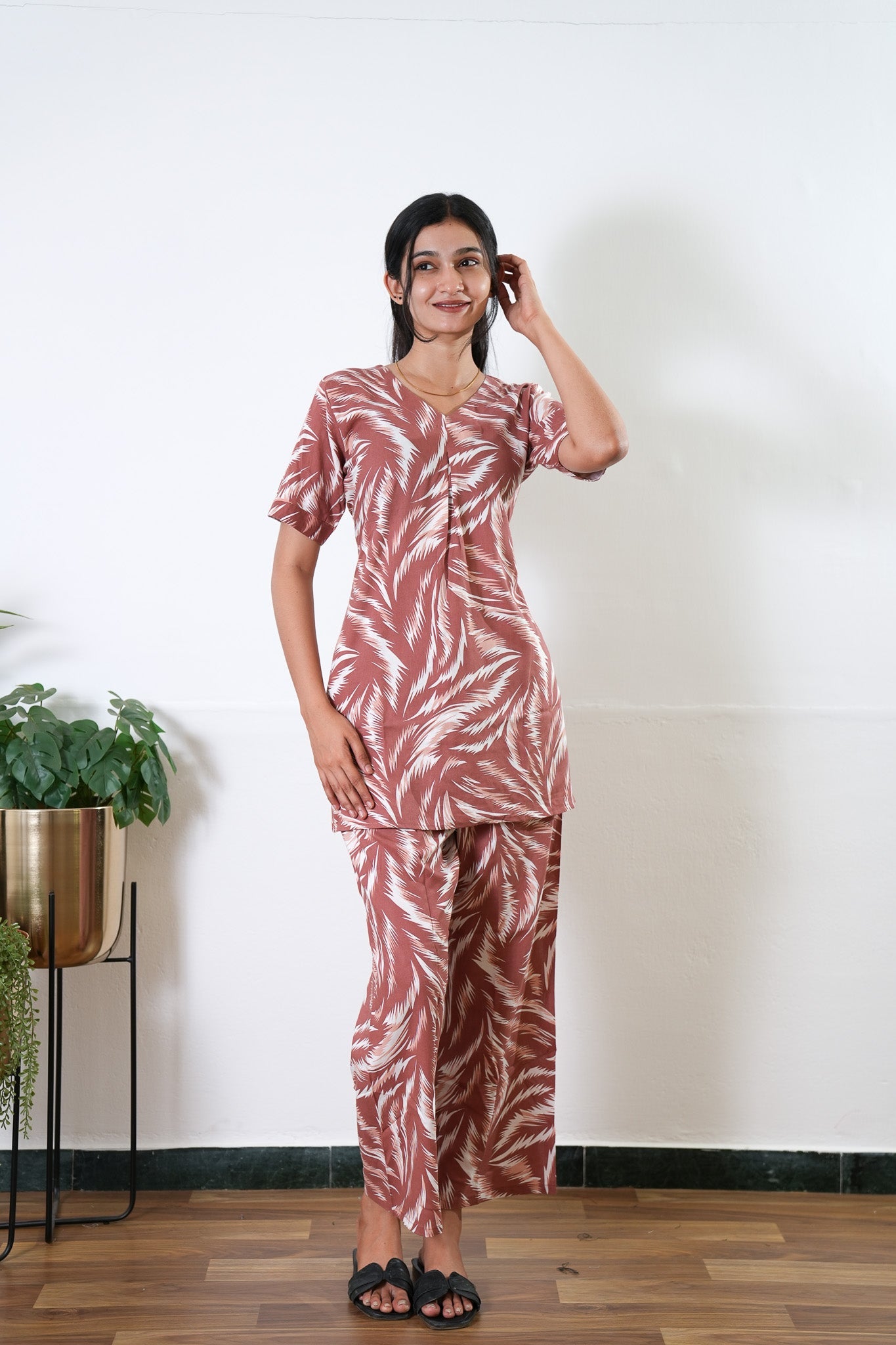 Mauve feathers cotton lounge sleep wear