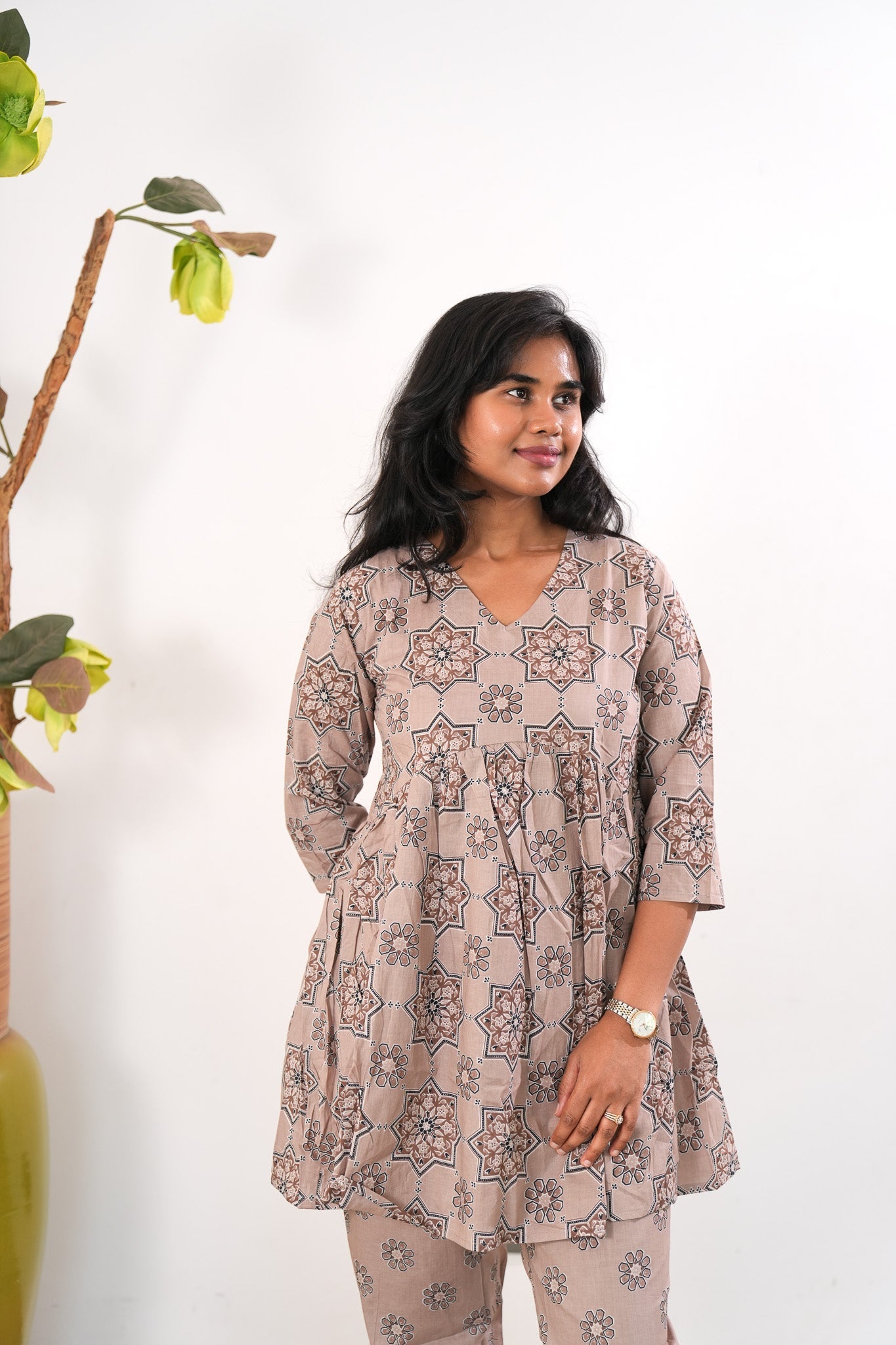 Beige cotton comfies
