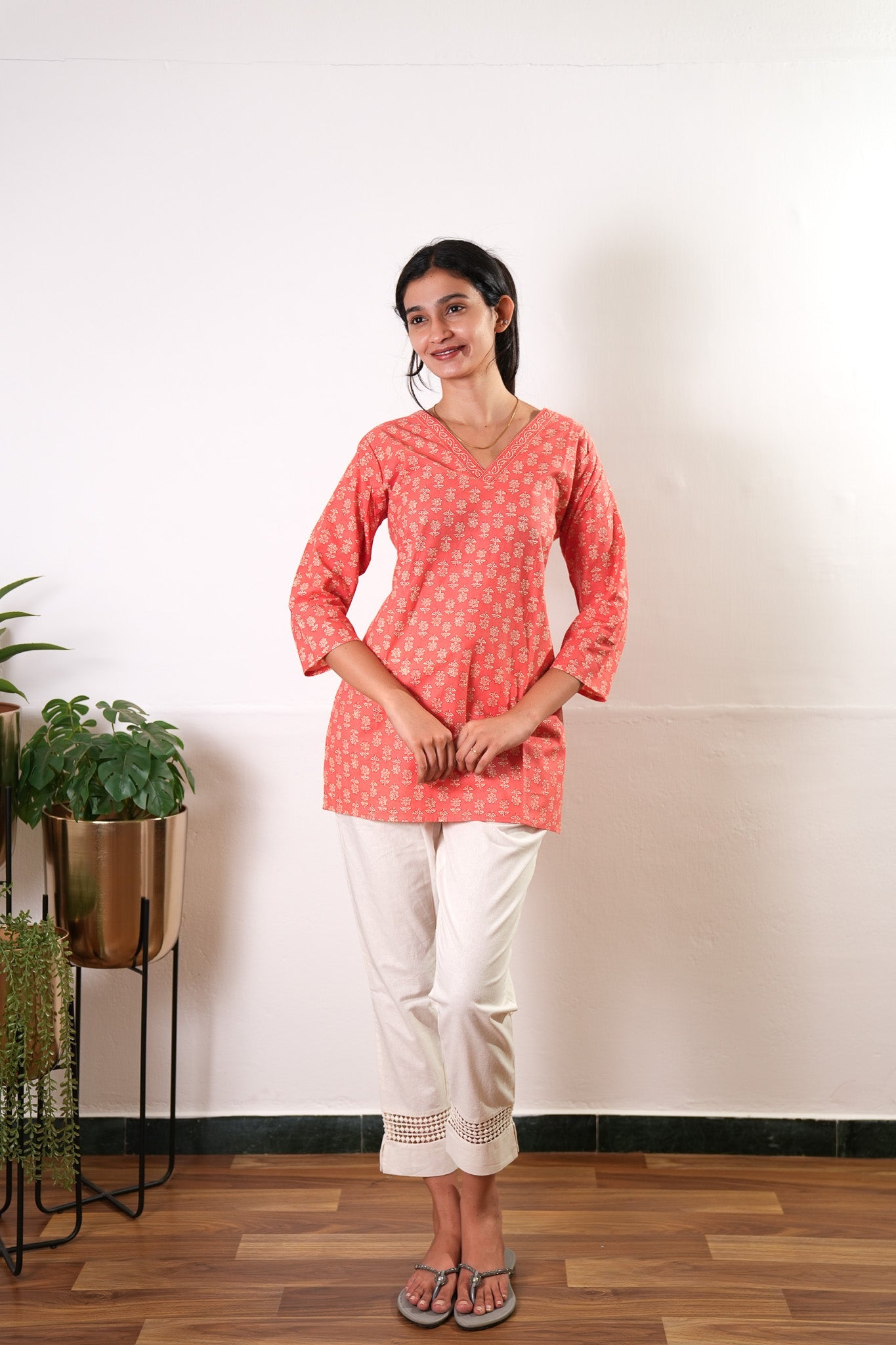 Peach v neck cotton short kurti