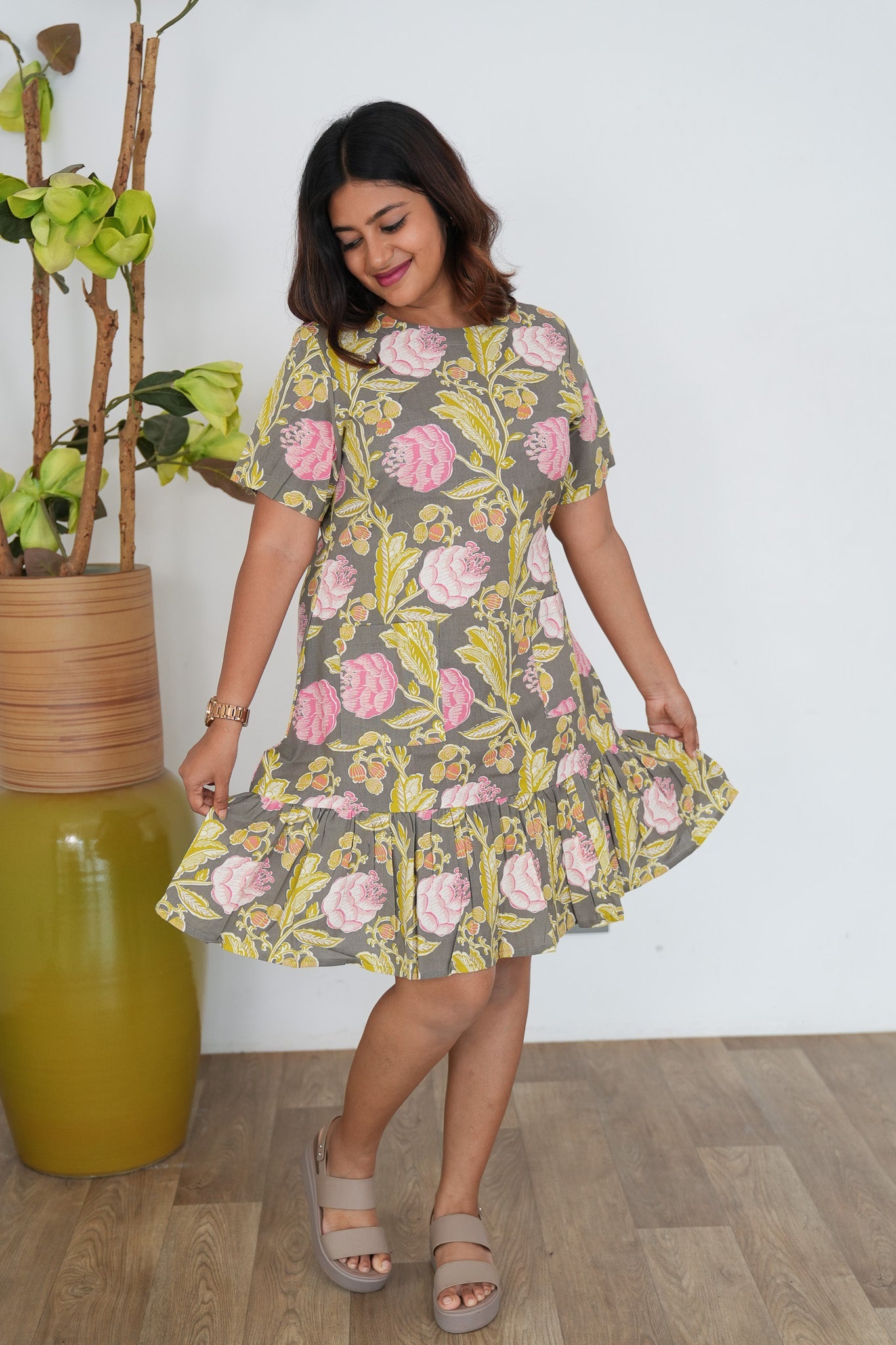 Grey with pink floral cotton short dress