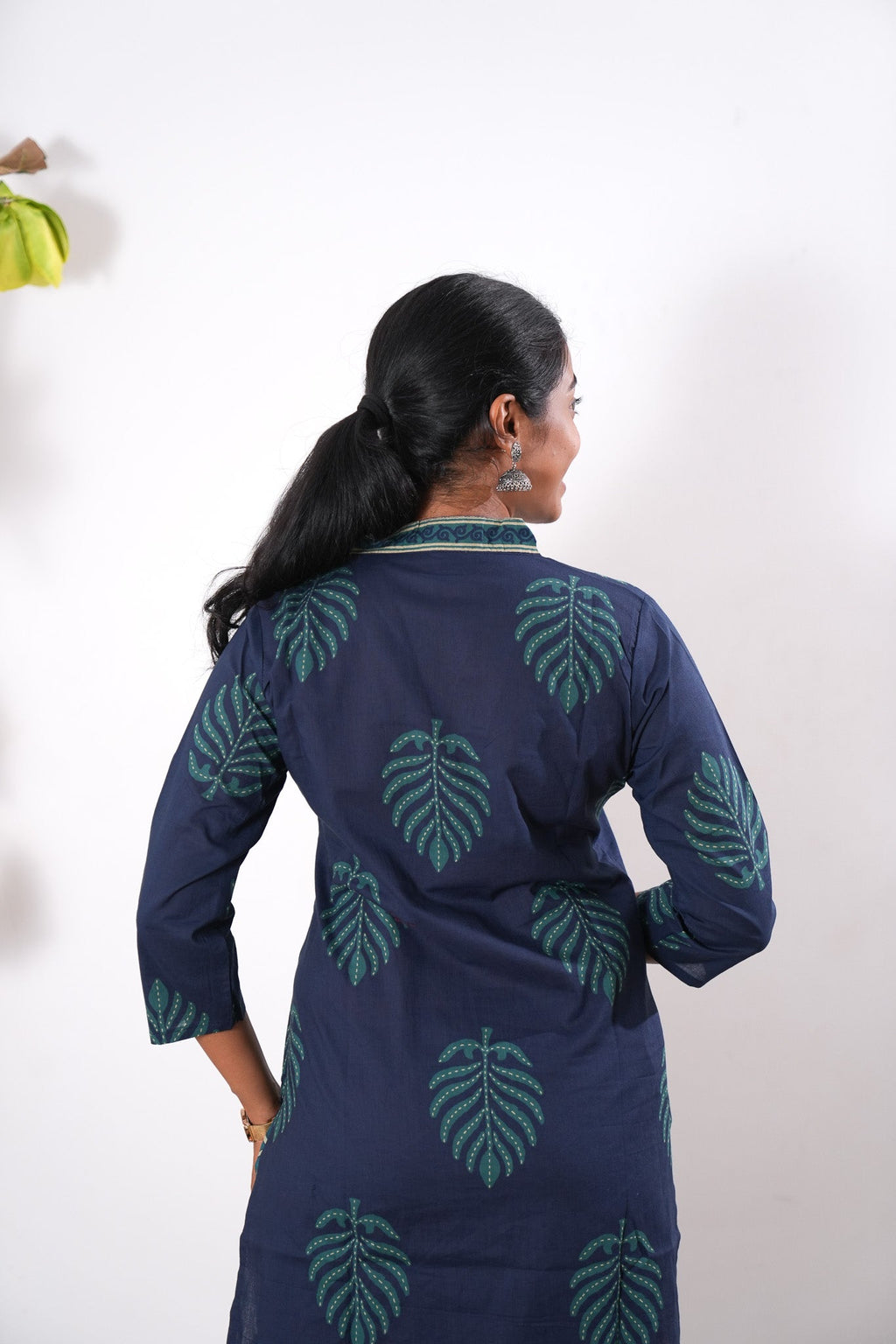 Green fern V neck co-ords set