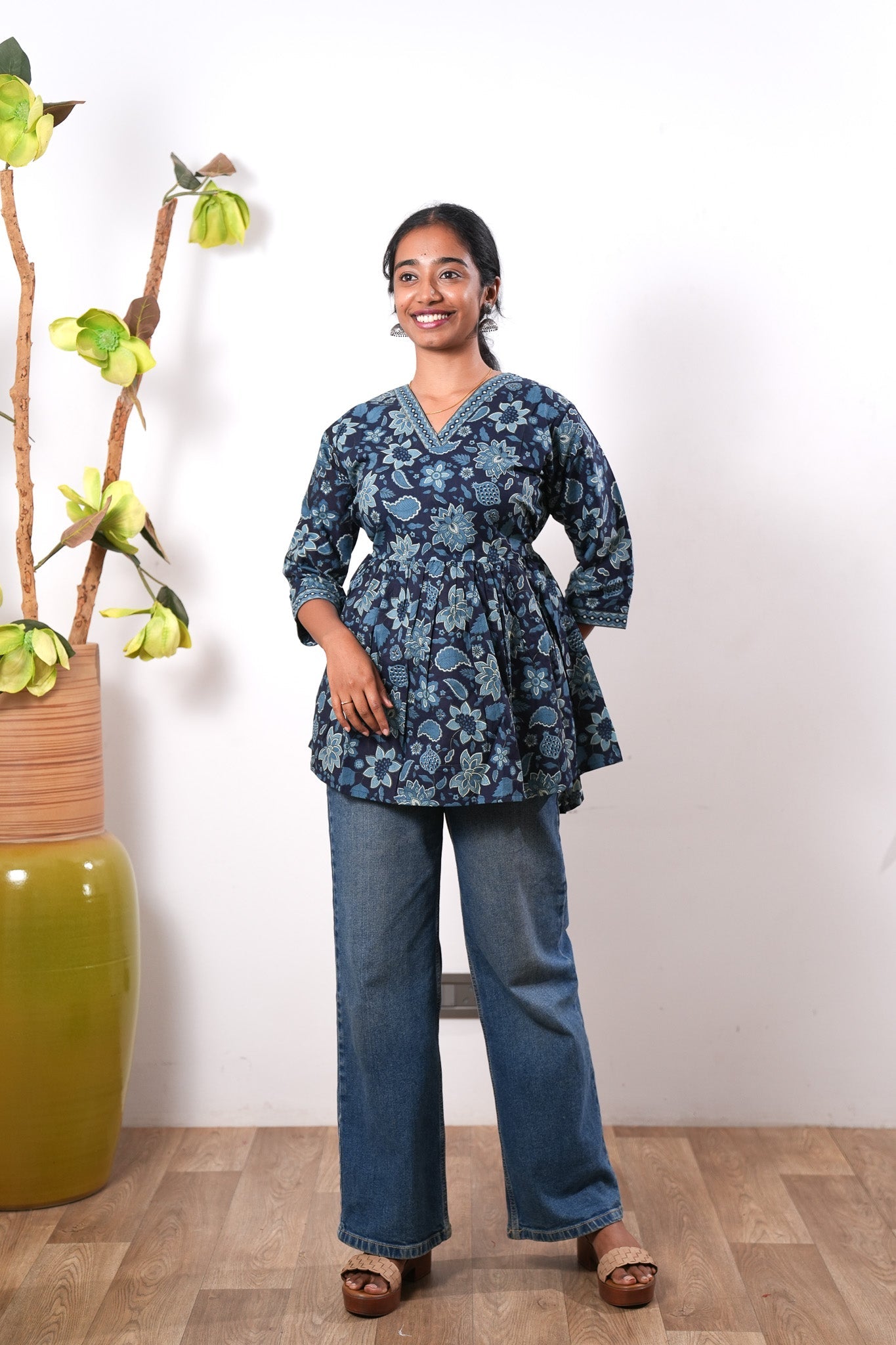 Peplum cotton short kurti - Blue flora