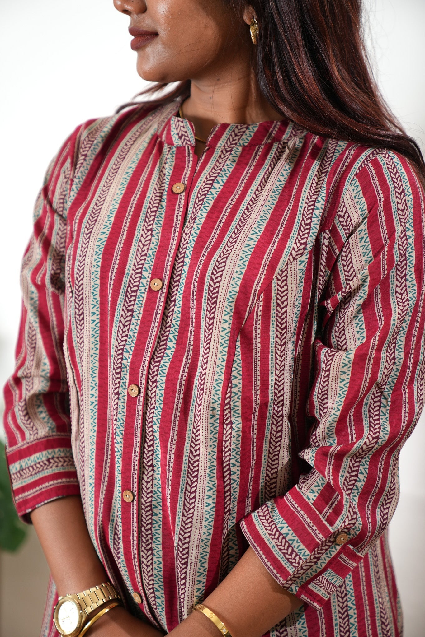 Red muslin kurta