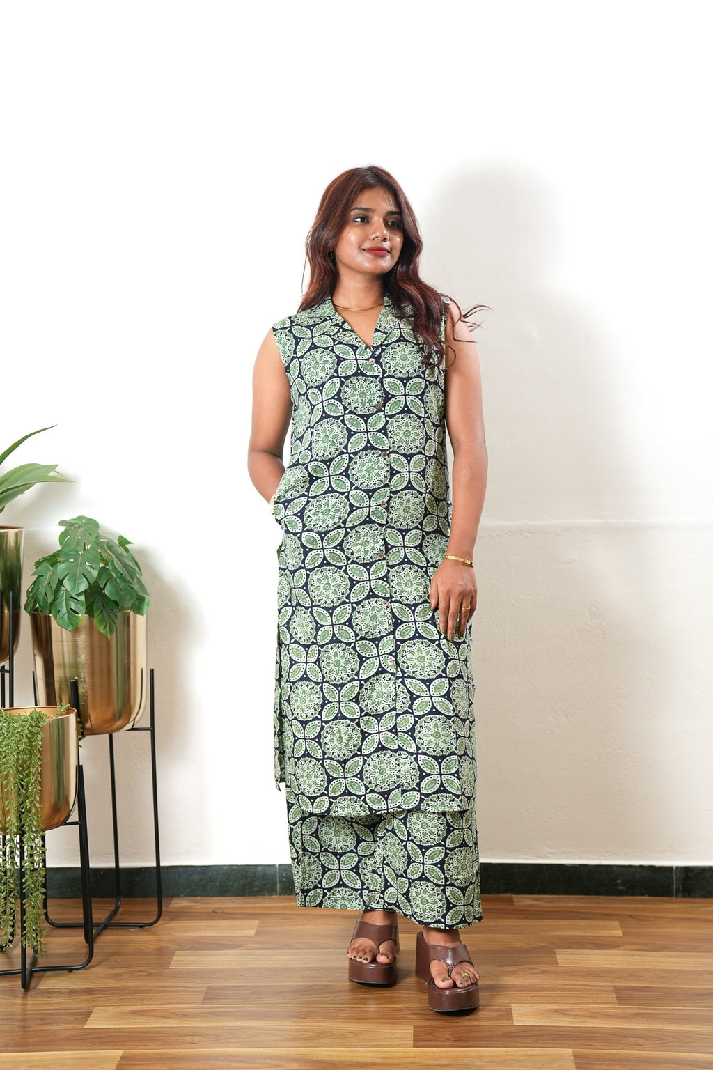 Navy and green shirt cotton co-ords set(attached sleeves)