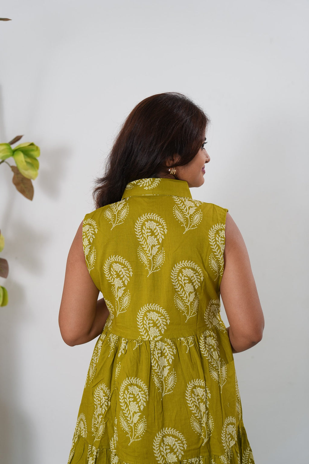 Lime green button down cotton shirt dress(attached sleeves)
