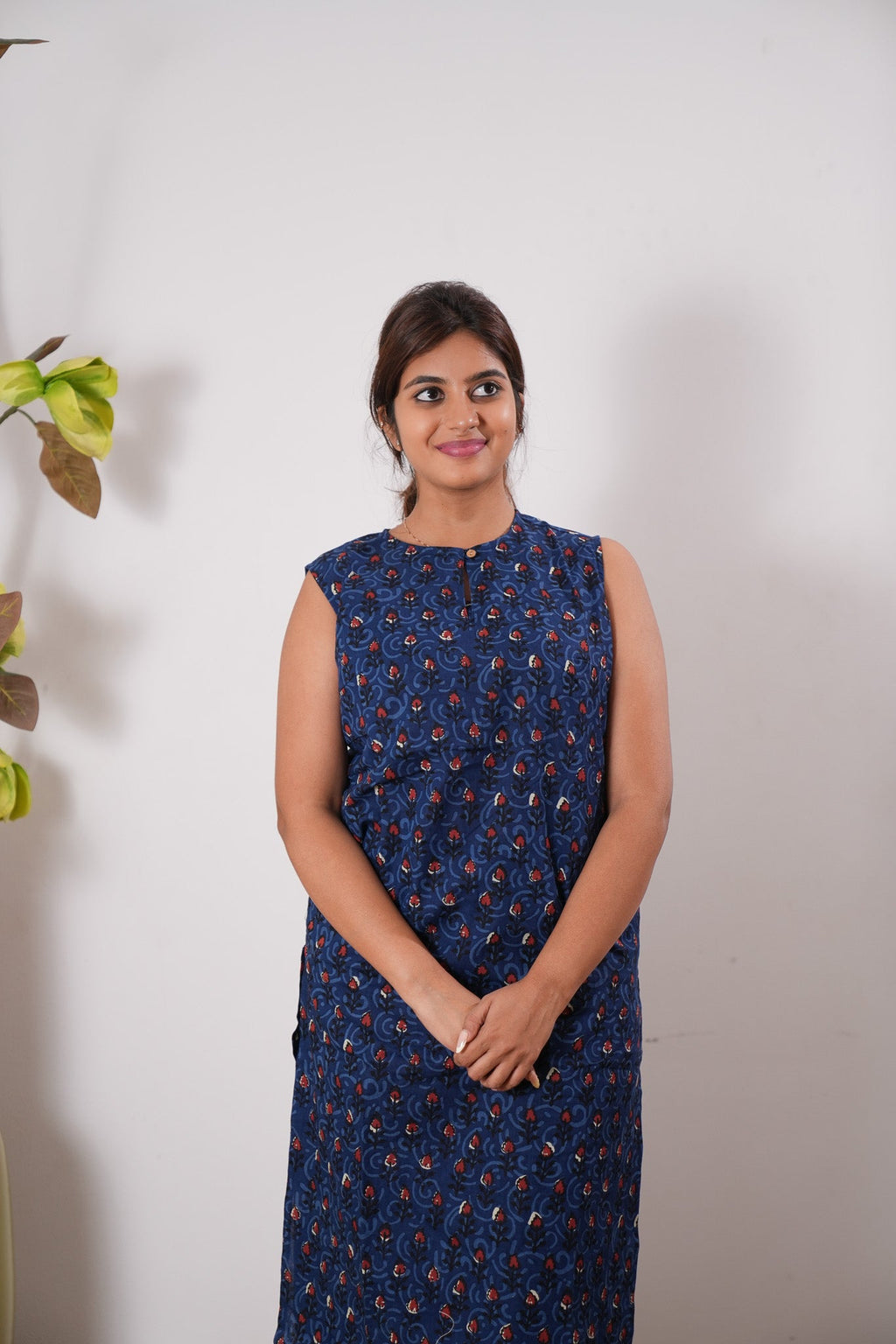 Indigo and red cotton co-ords set(attached sleeves)