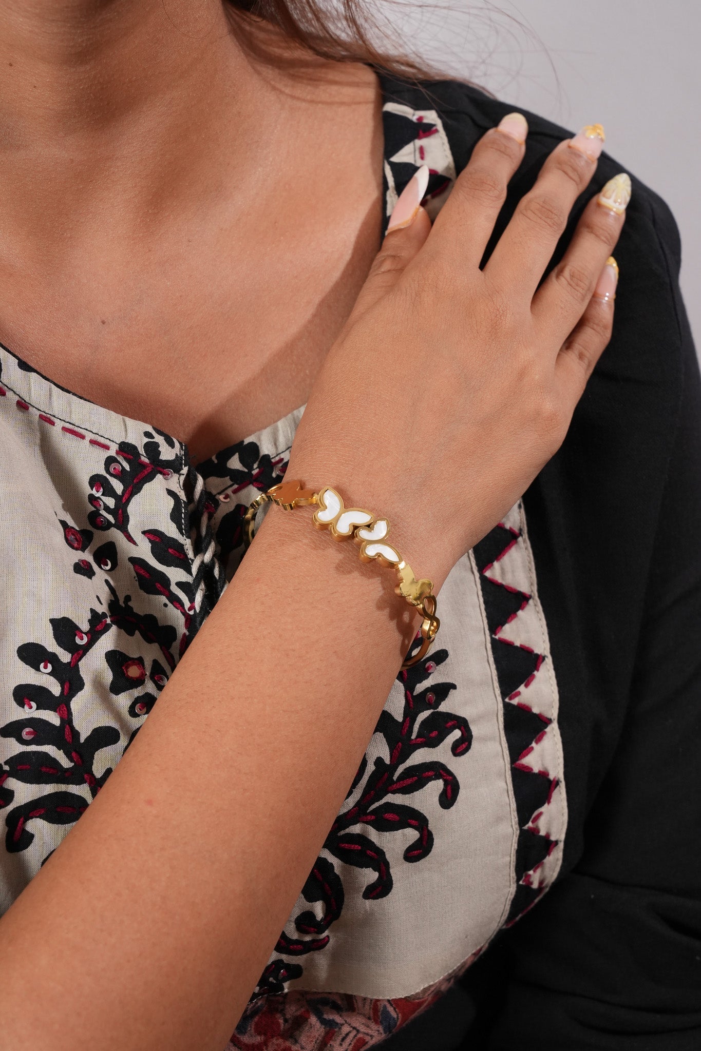 Bracelet -15