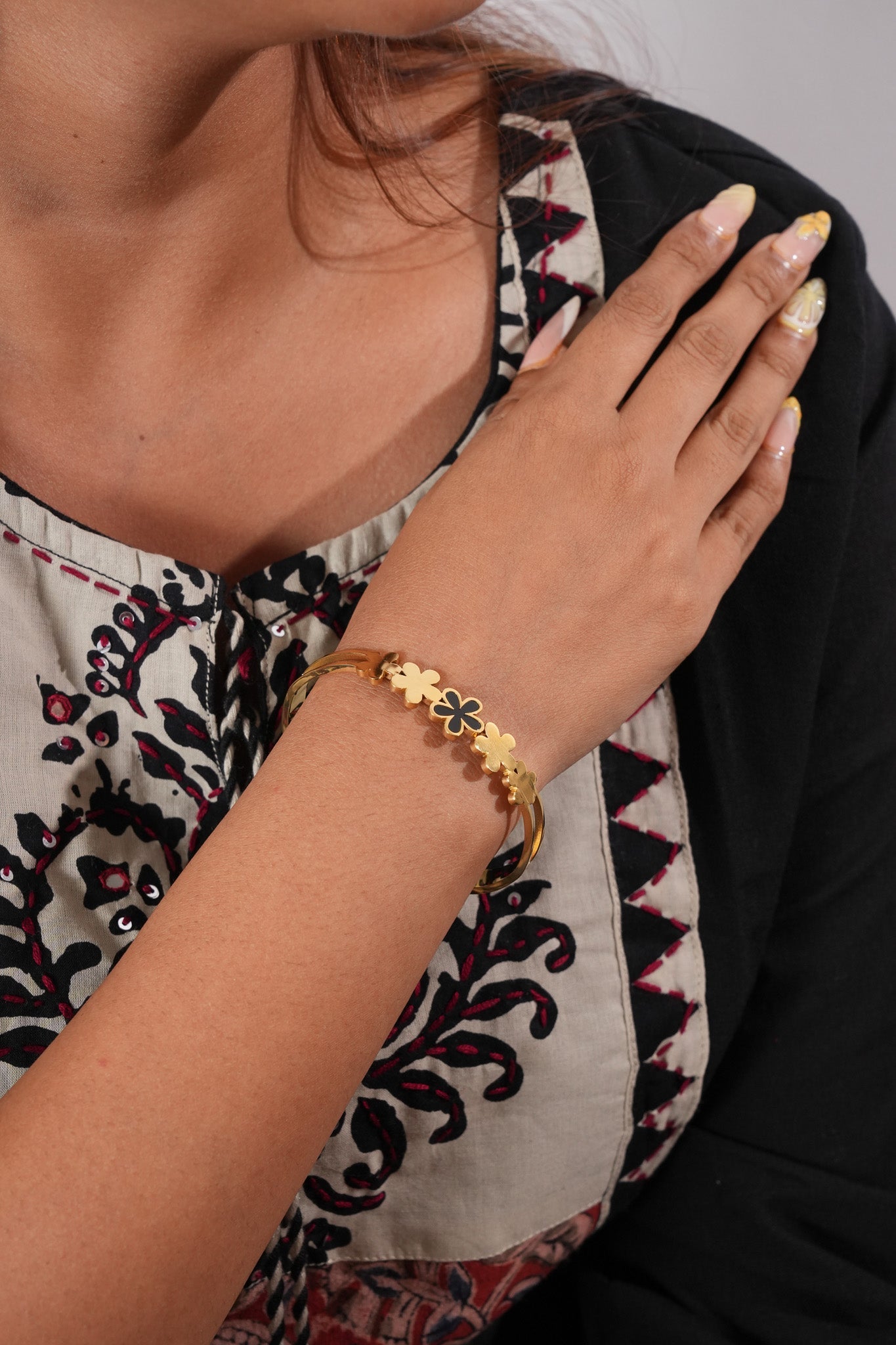 Bracelet -6