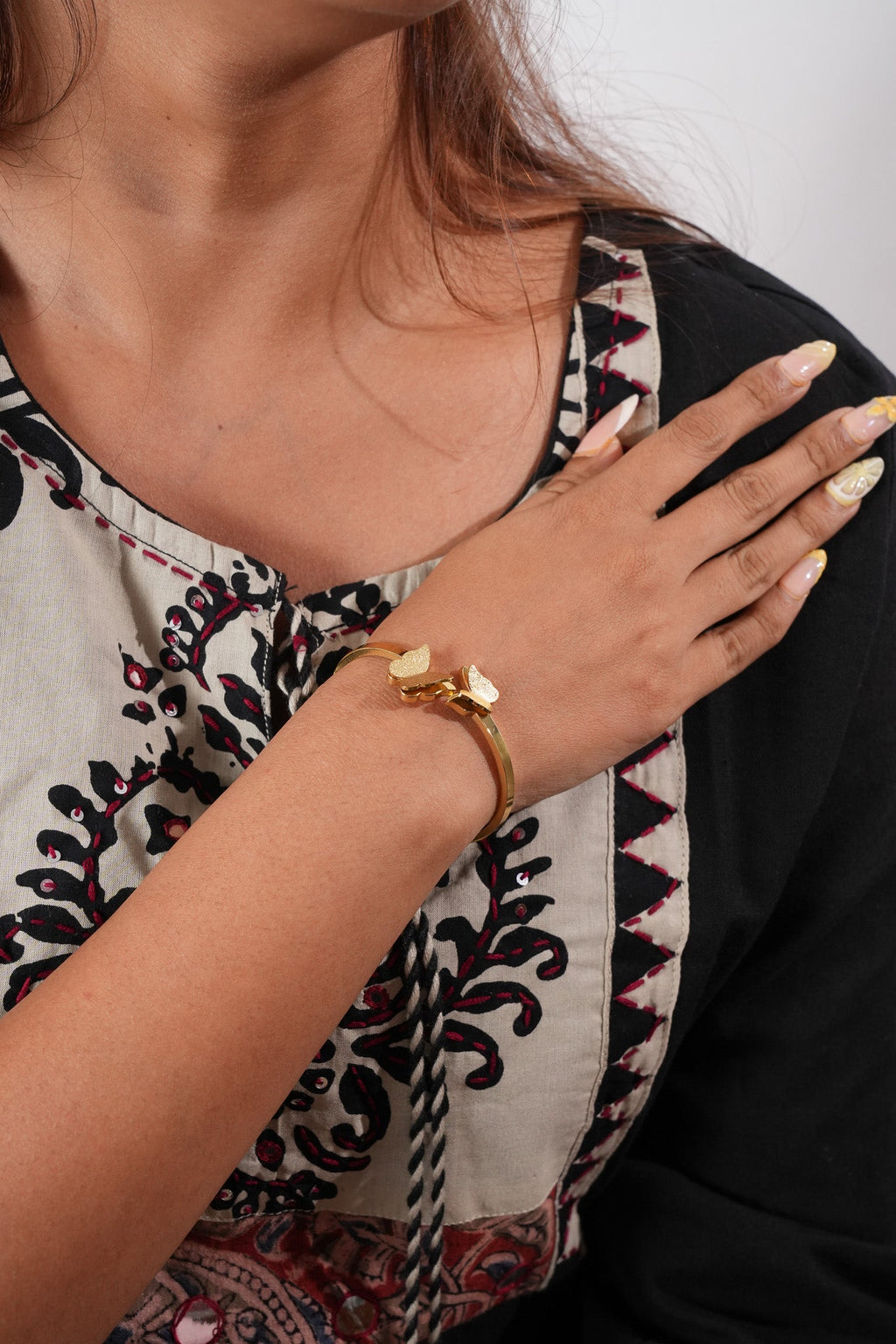 Bracelet -1