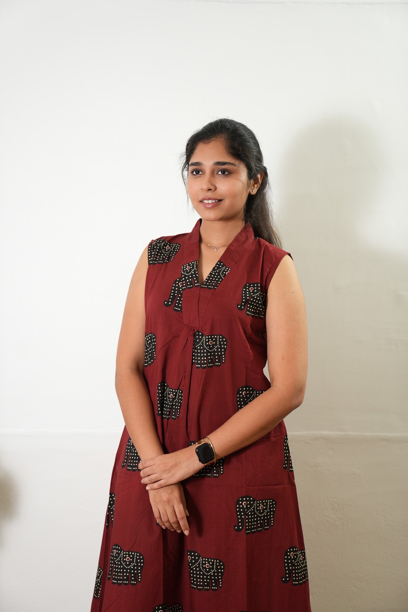 Ira cotton v neck gathered dress-Red elephant(attached sleeves)