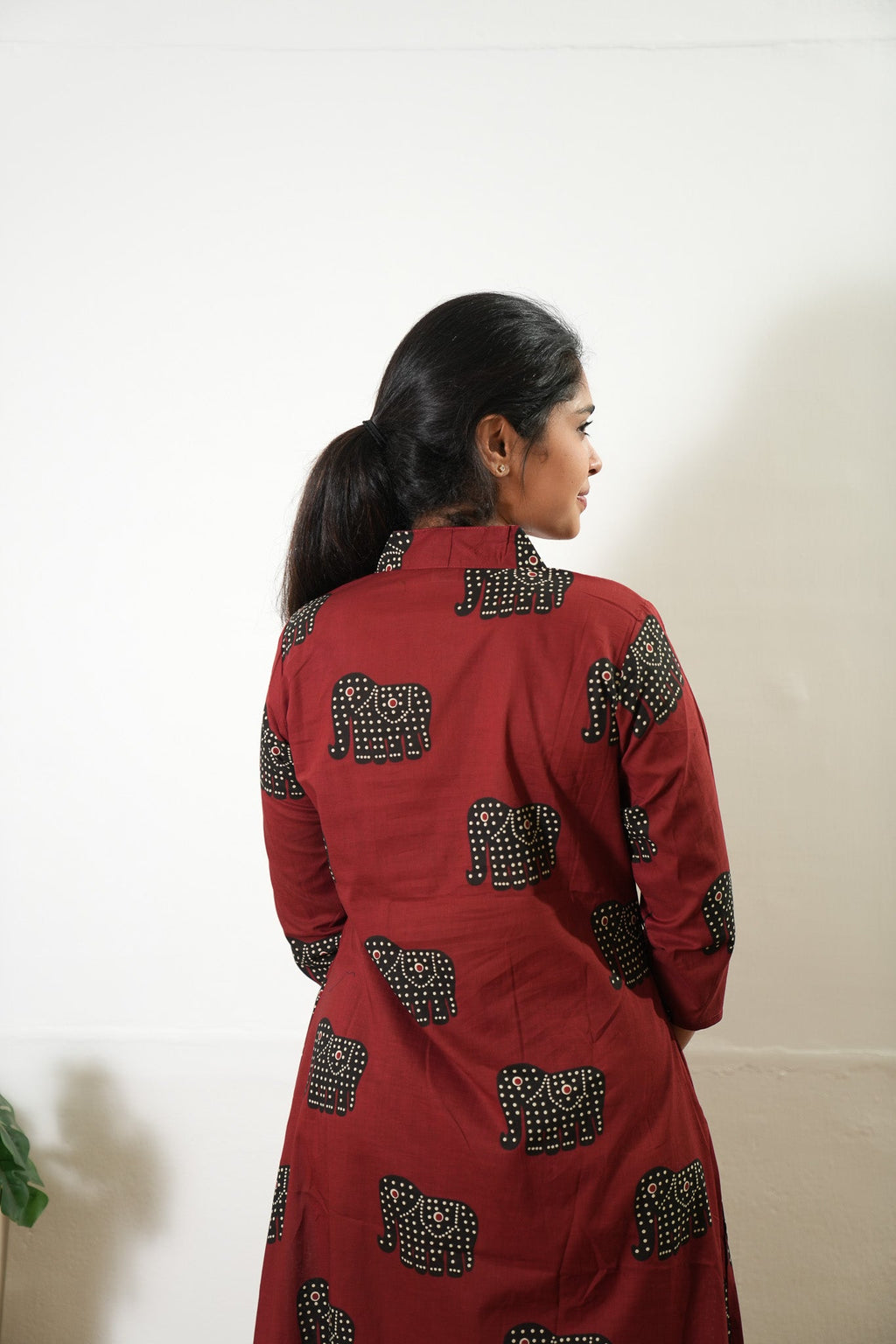 Ira cotton v neck gathered dress- Red elephant