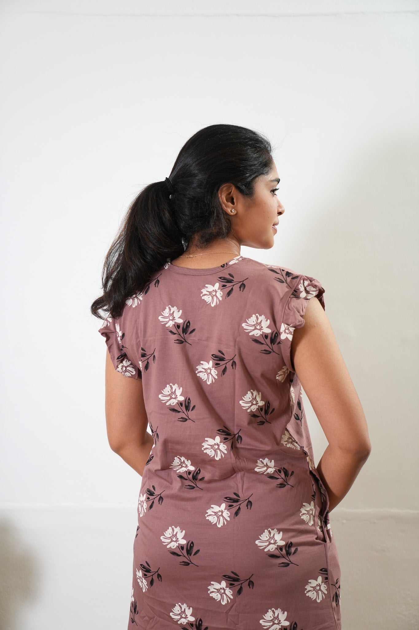 Mauve knitted cotton nighty