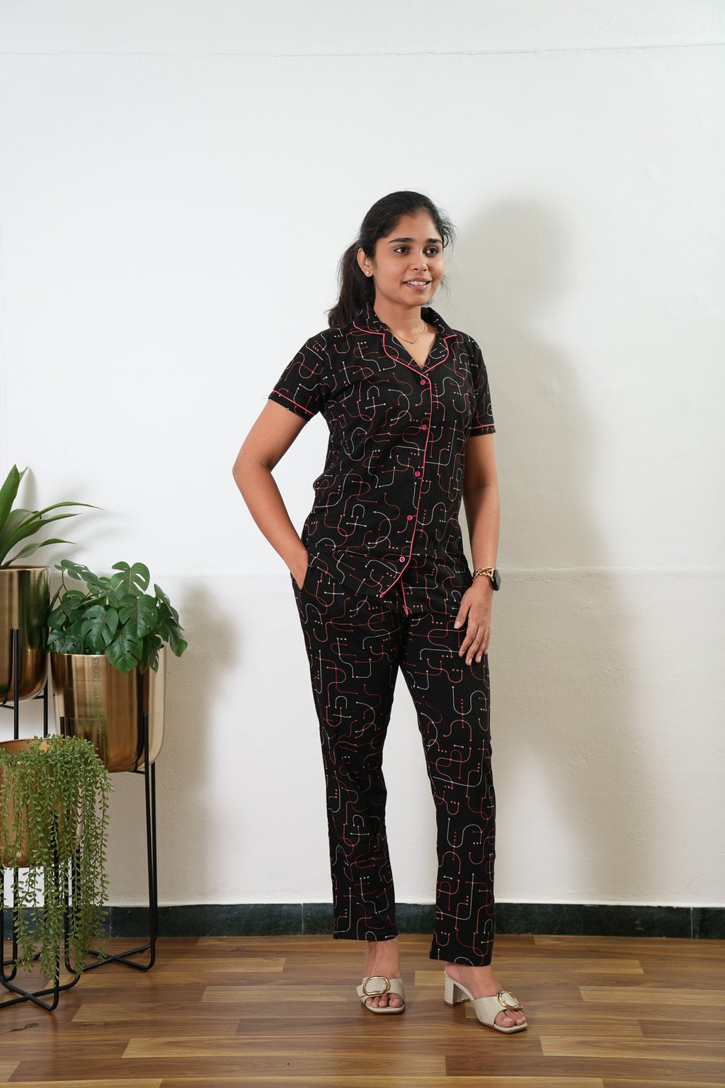 Black and pink knitted cotton night suit