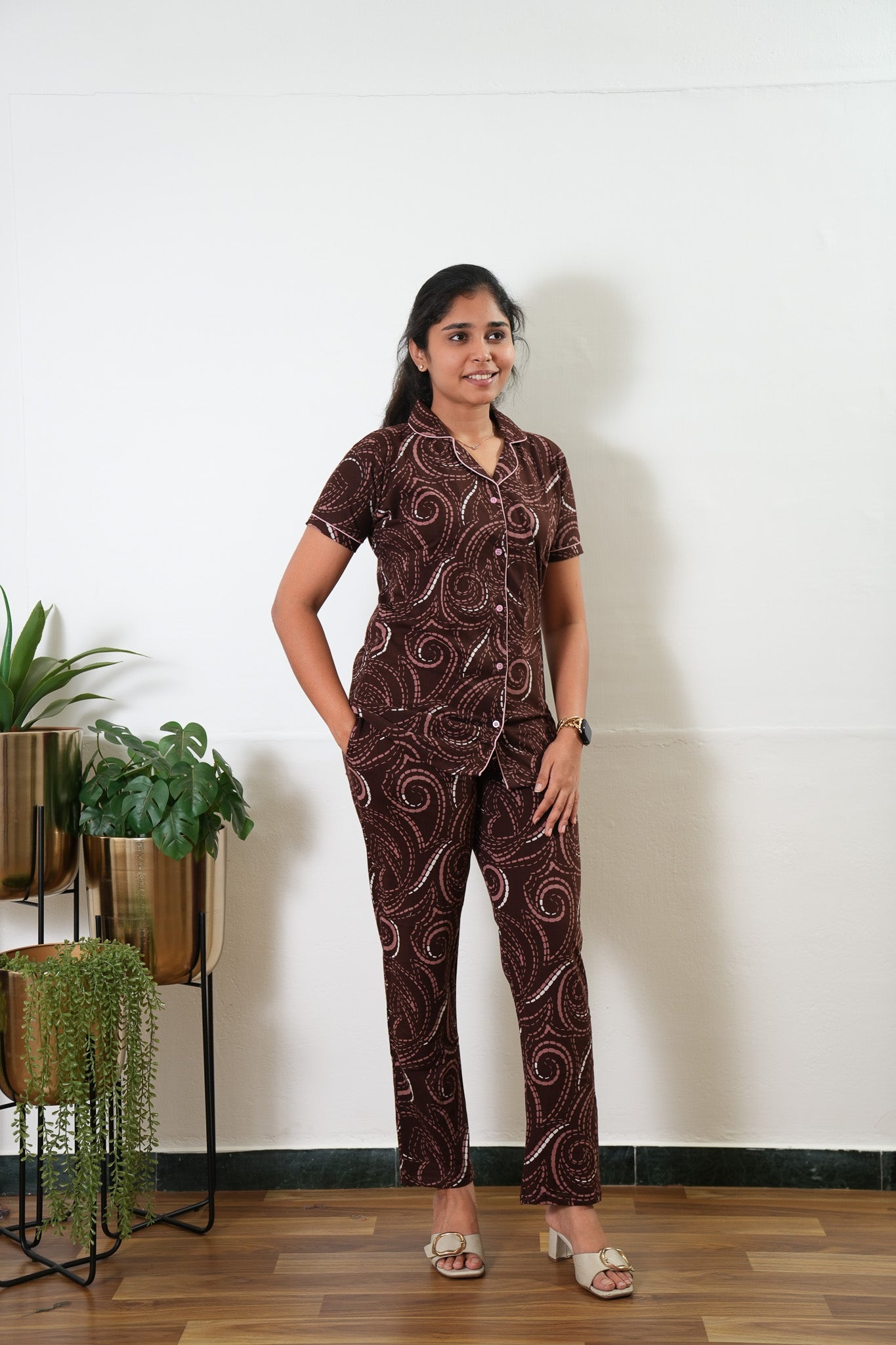 Brown knitted cotton night suit