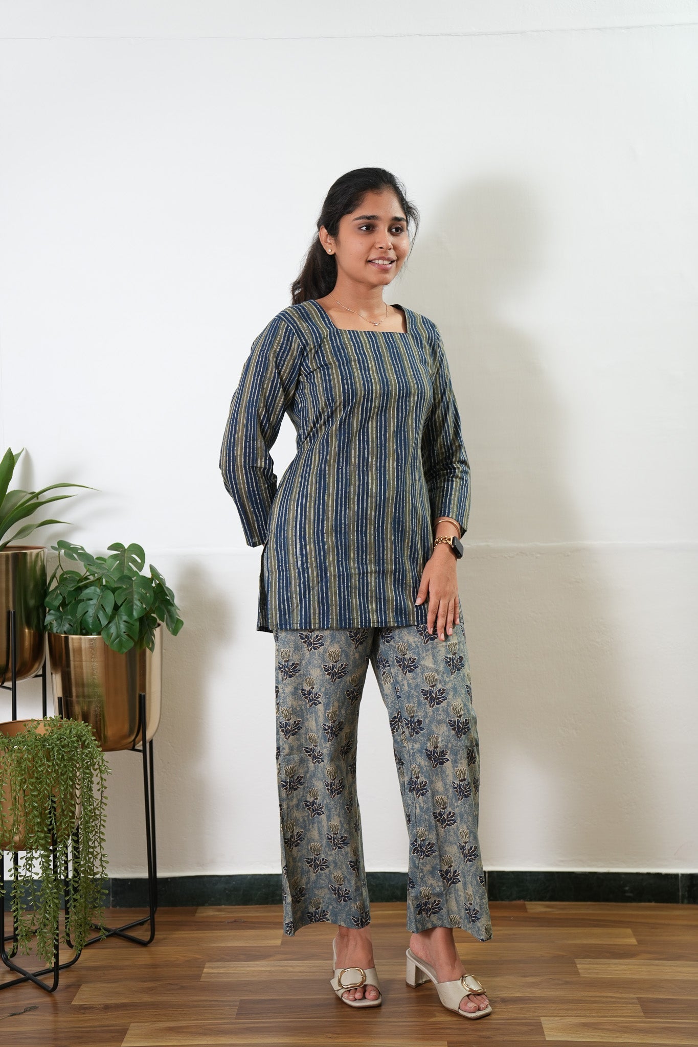 Short top cotton co-ords set - Navy