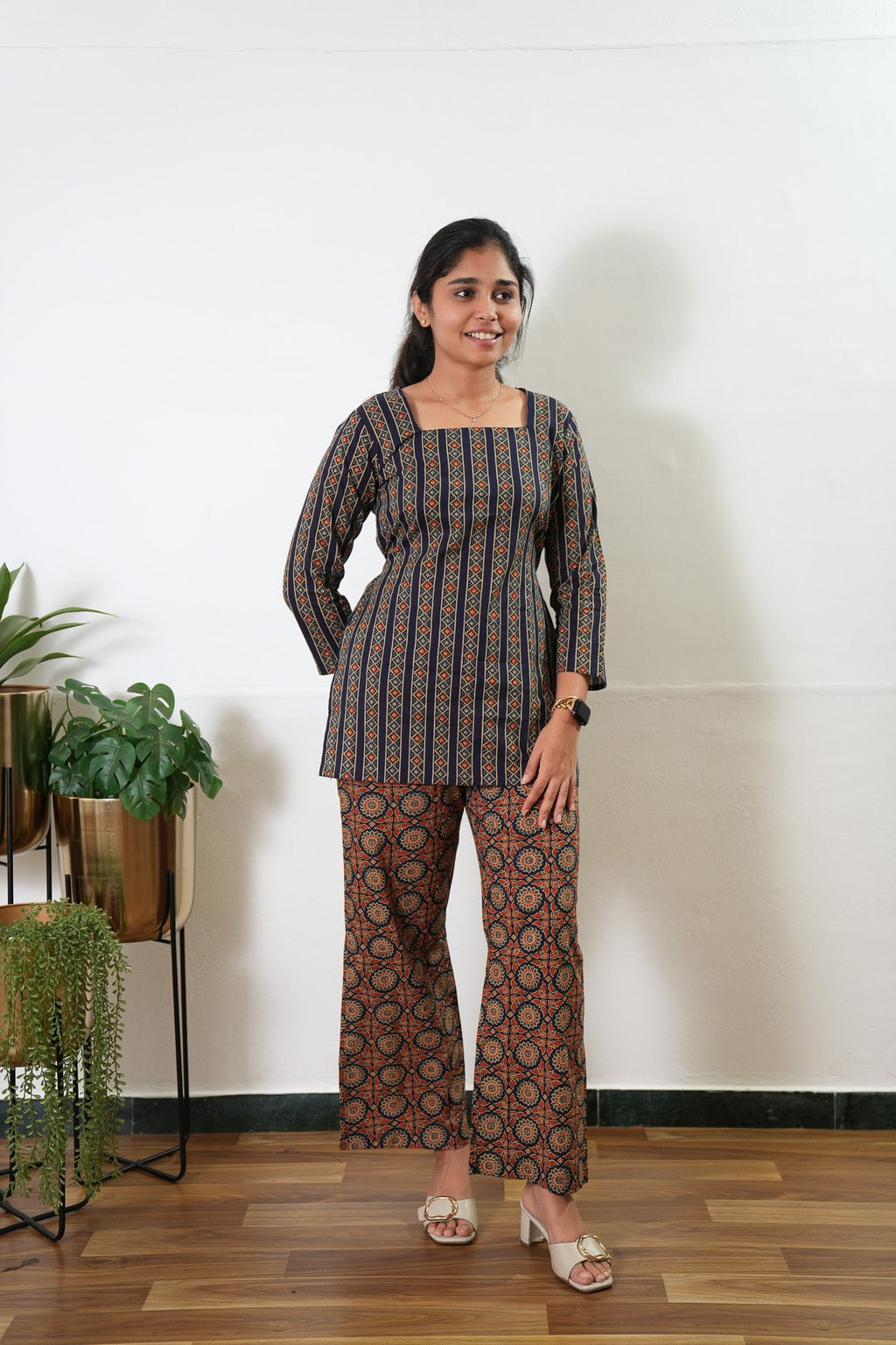 Short top cotton co-ords set - Dark blue