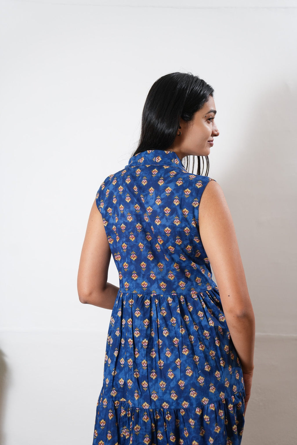 Navy tie and dye button down midi dress(attached sleeves)