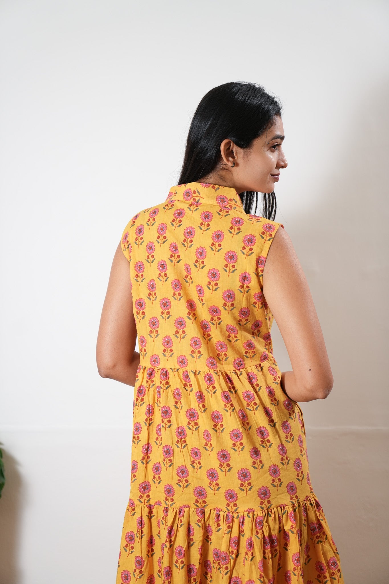 Marigold button down cotton midi dress(attached sleeves)