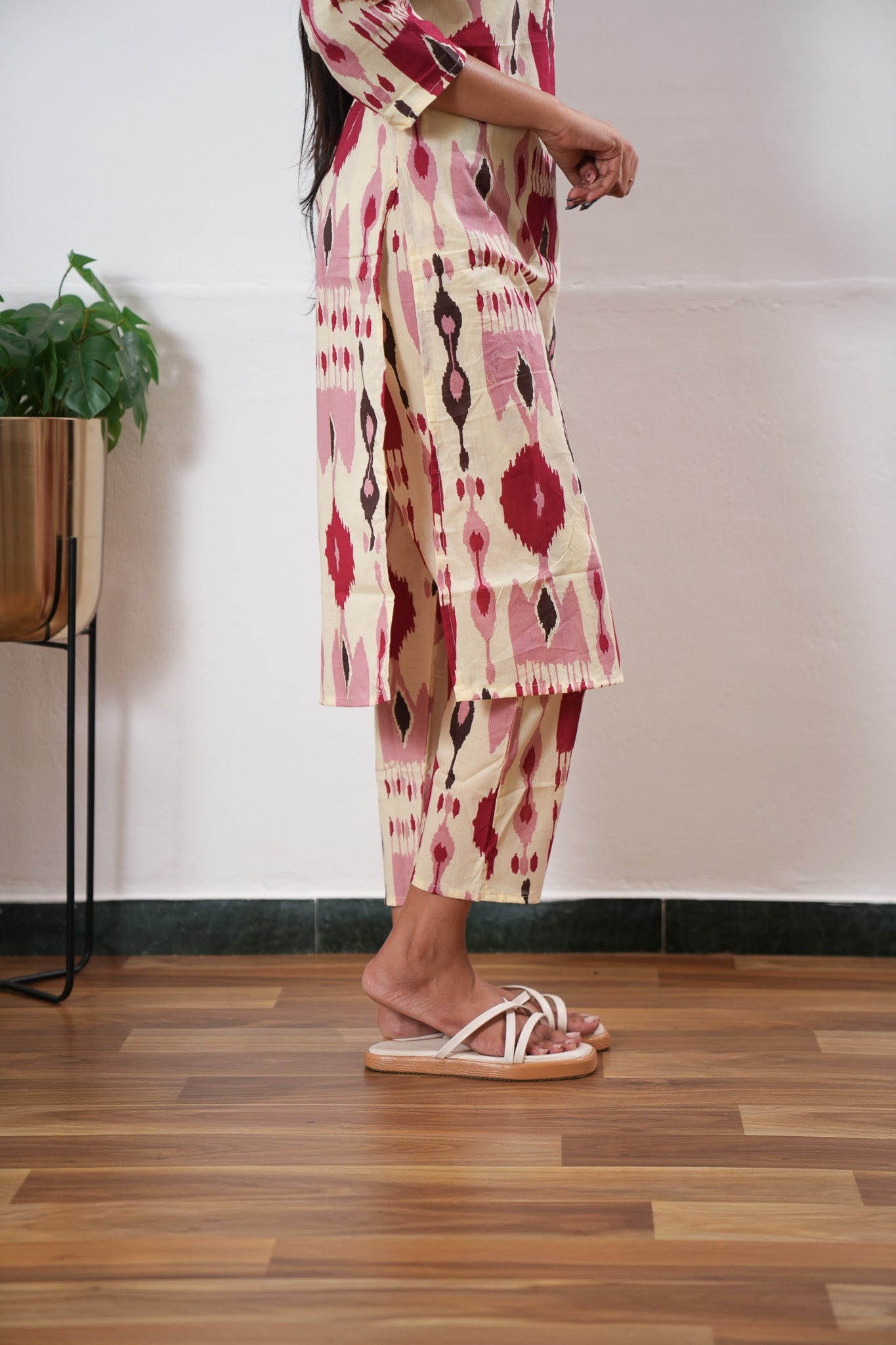 Beige geometric round neck cotton co-ords set