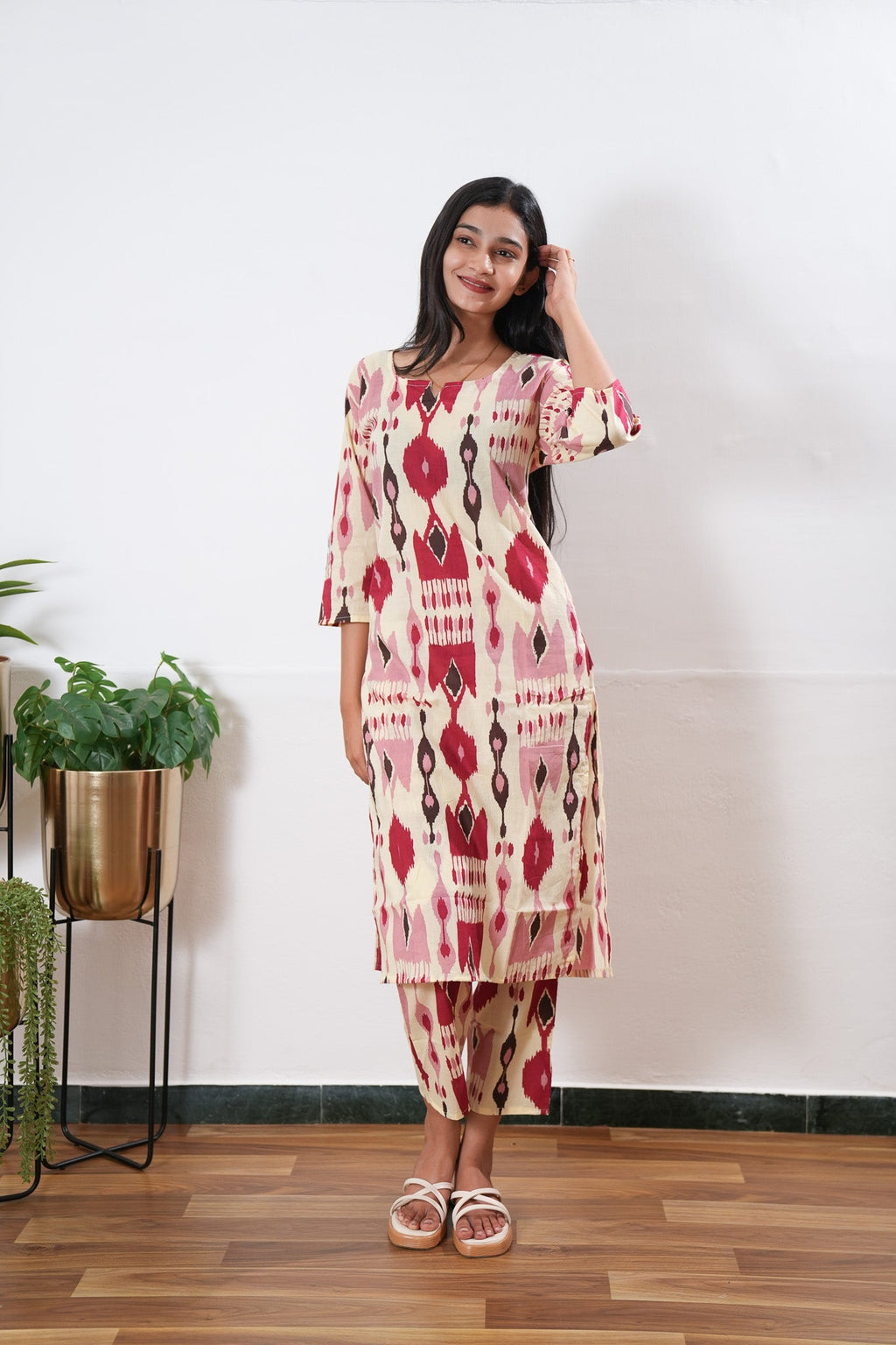 Beige geometric round neck cotton co-ords set
