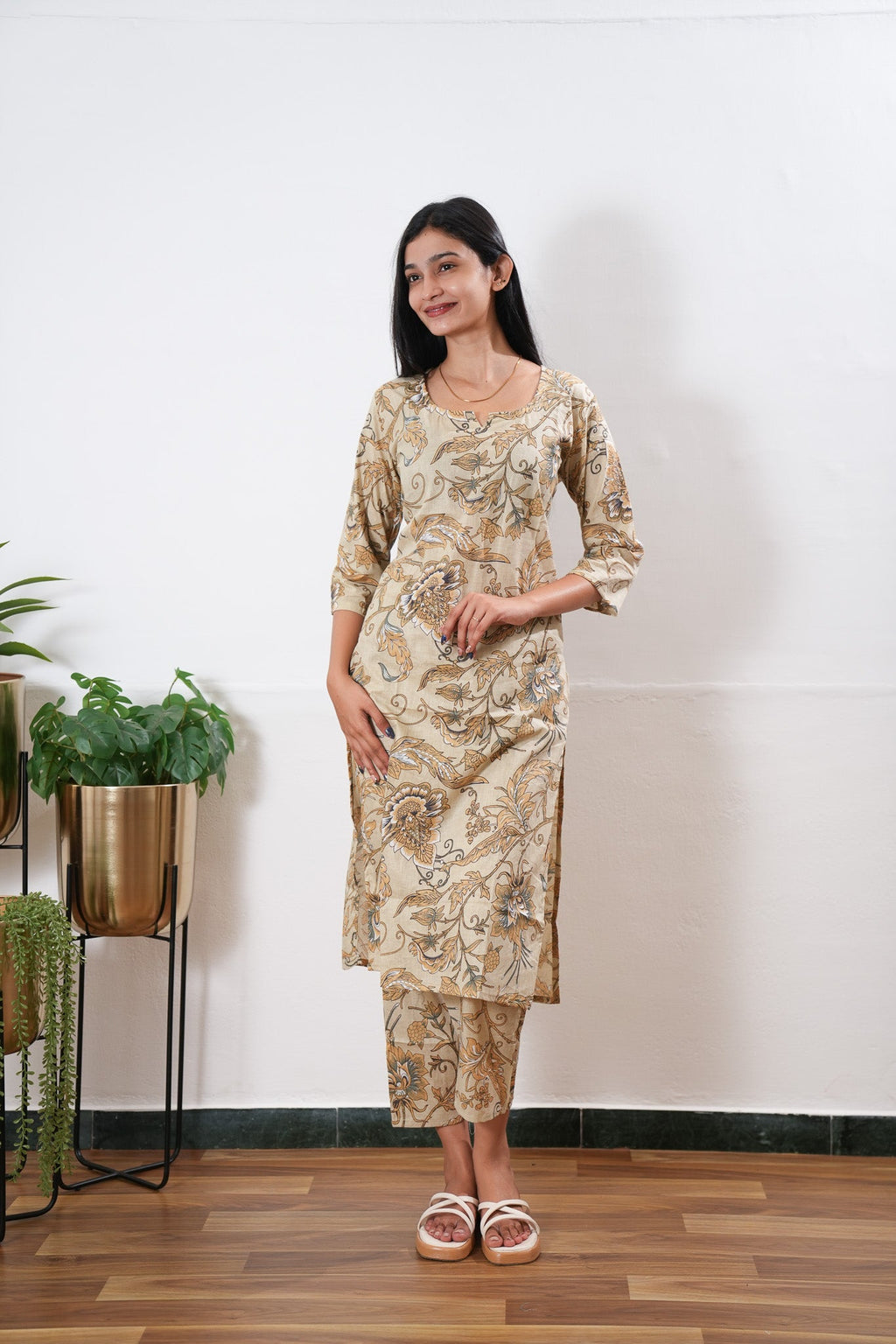 Beige round neck cotton co-ords set