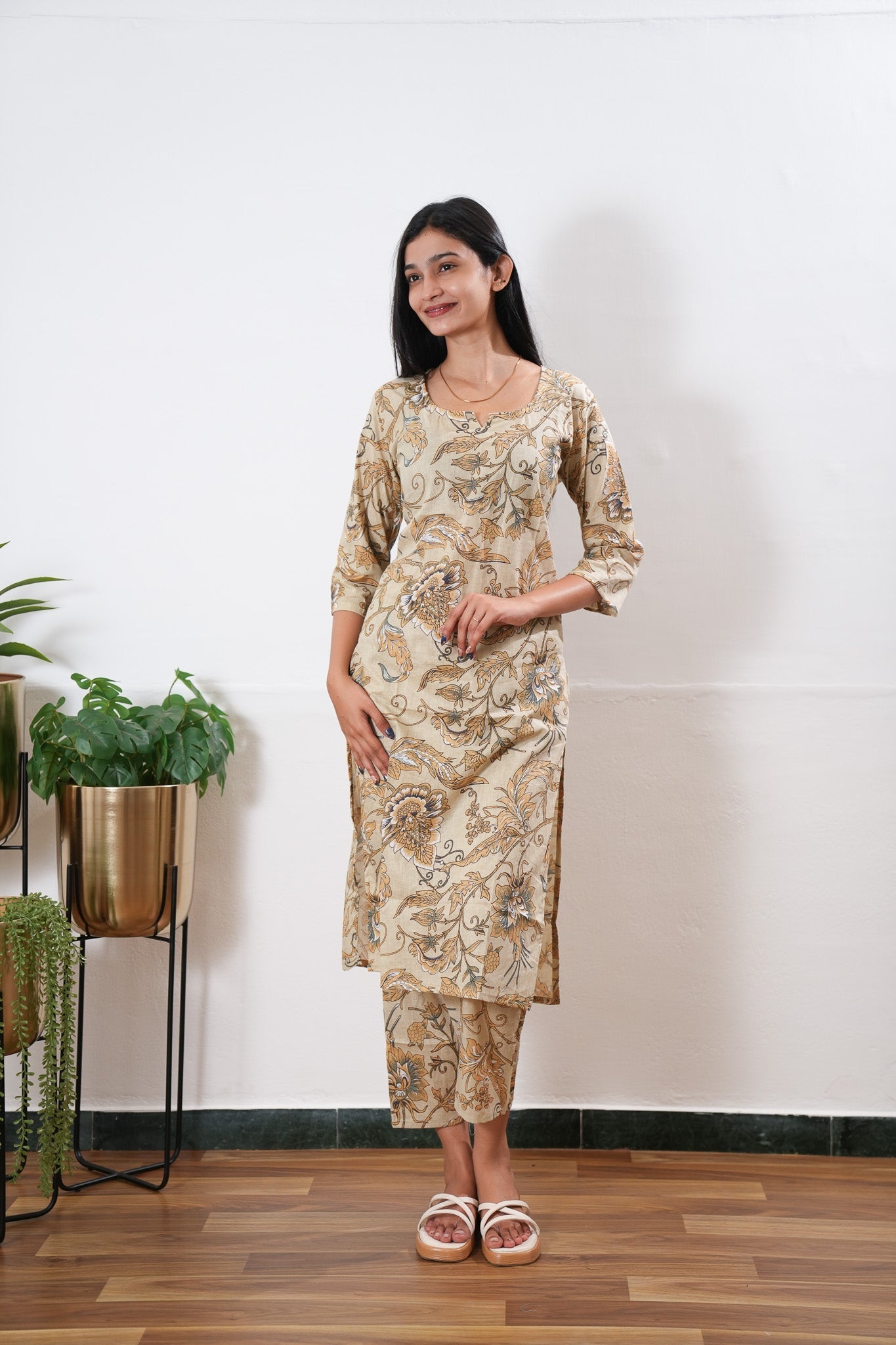 Beige round neck cotton co-ords set