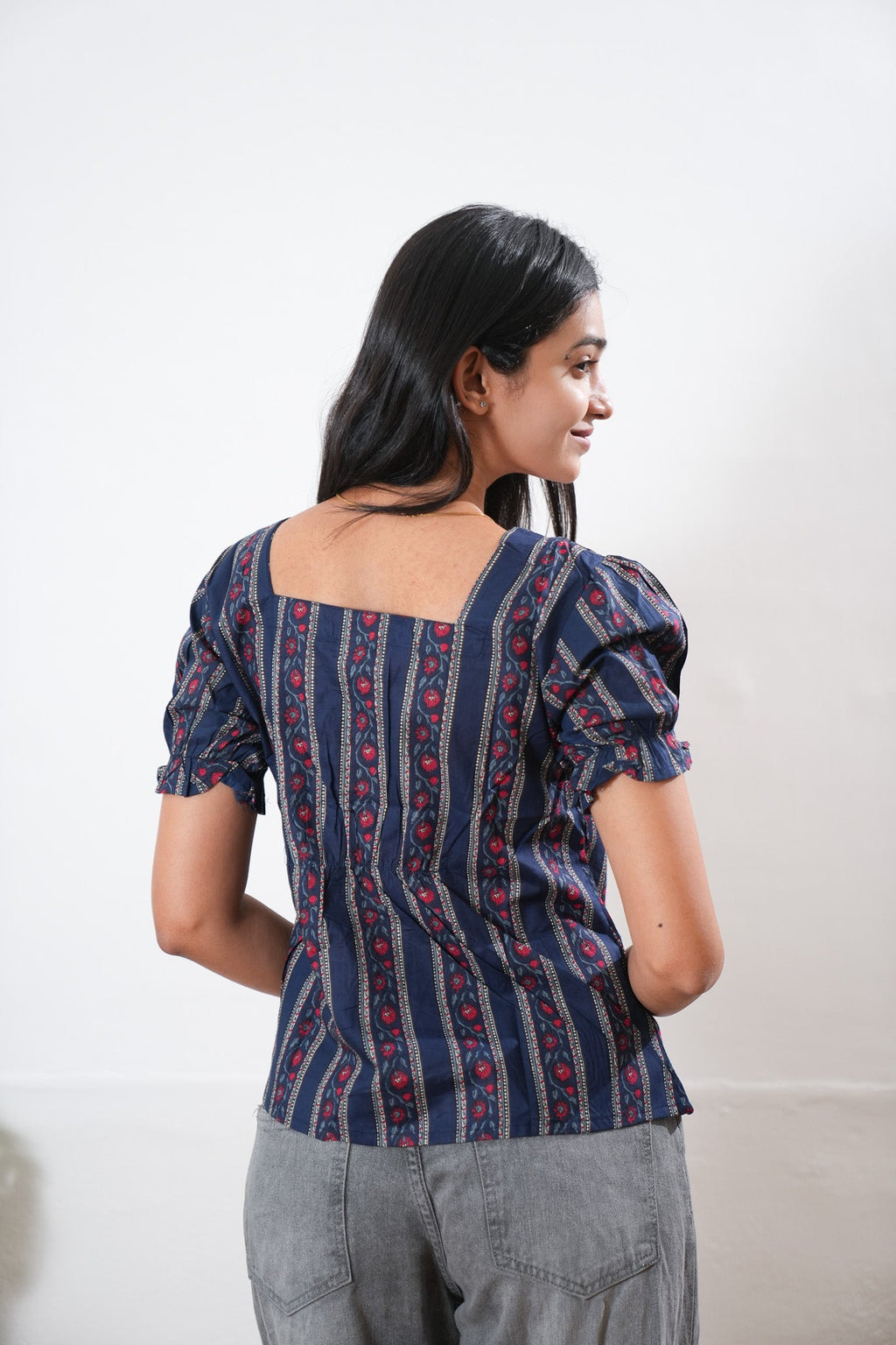 Blue stripes button down cotton top