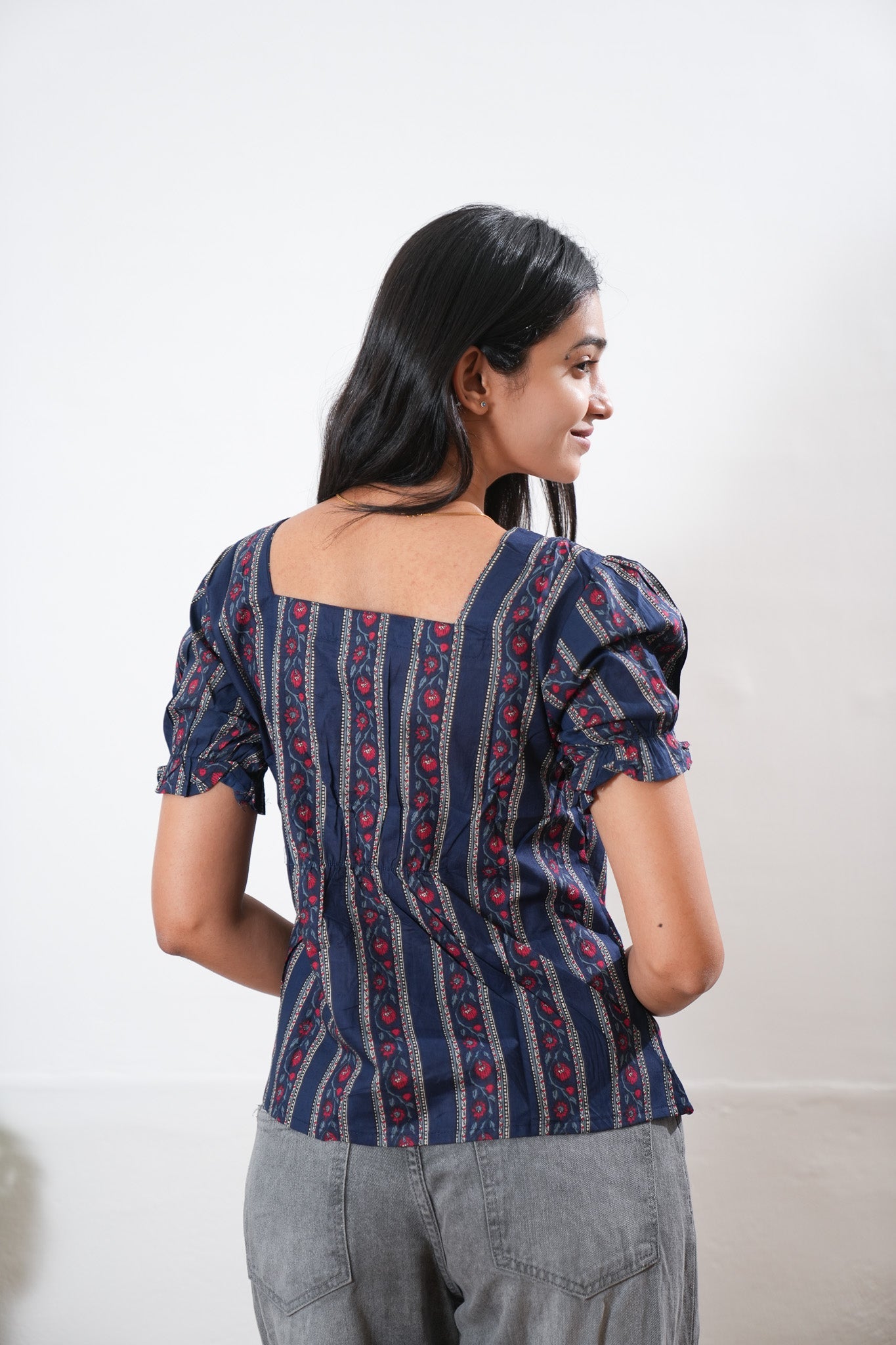 Blue stripes button down cotton top