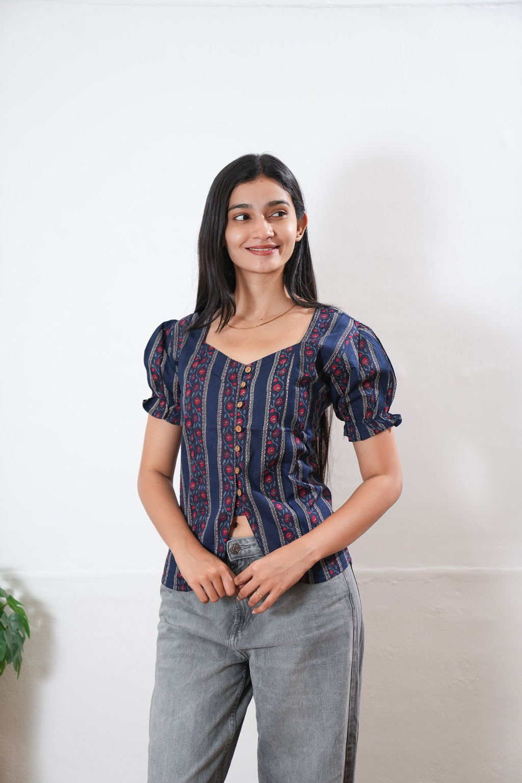 Blue stripes button down cotton top