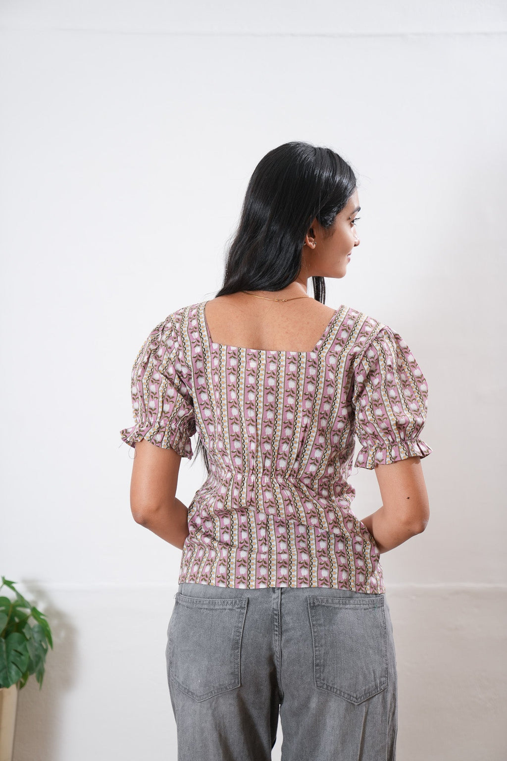 Pink roses button down cotton top