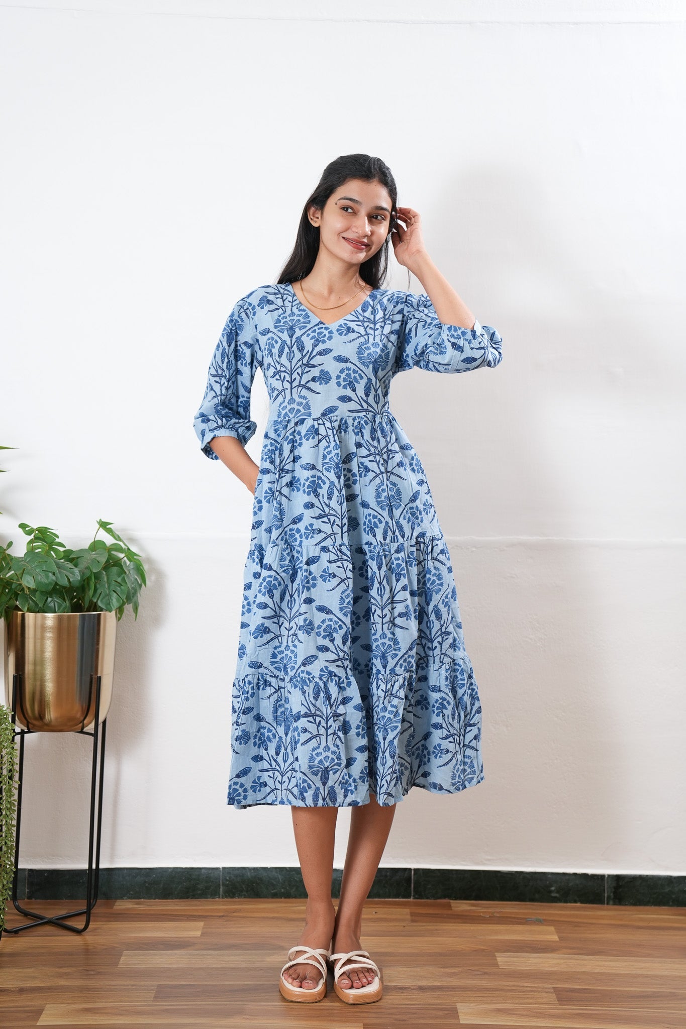 Powder blue balloon sleeved cotton midi dress