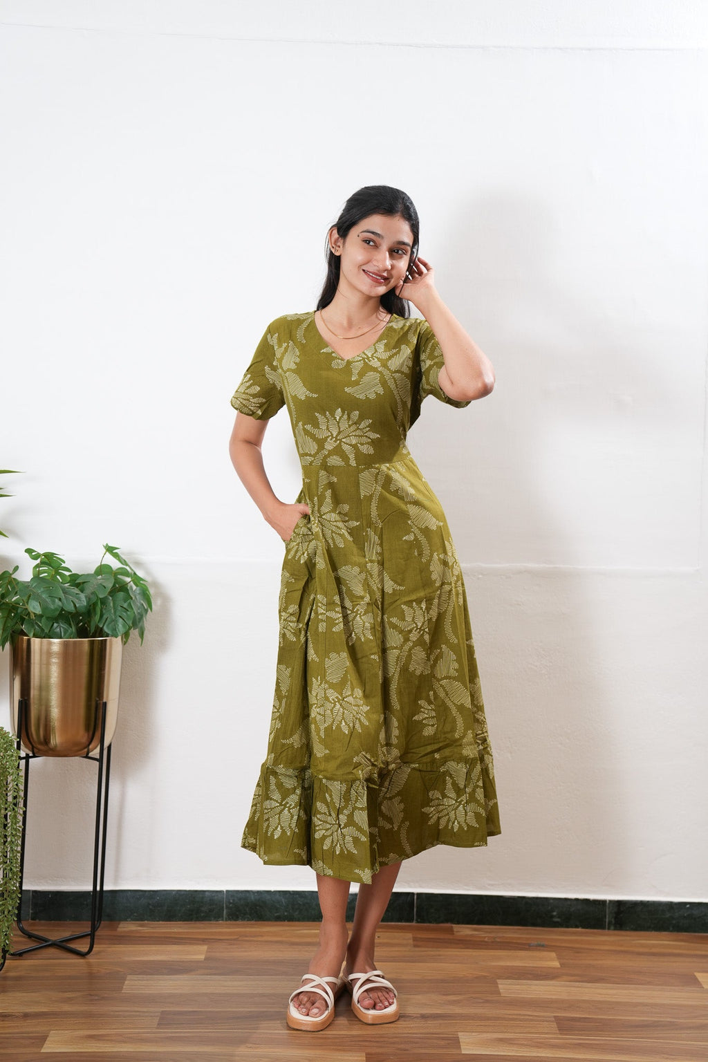 Grass green cotton midi dress