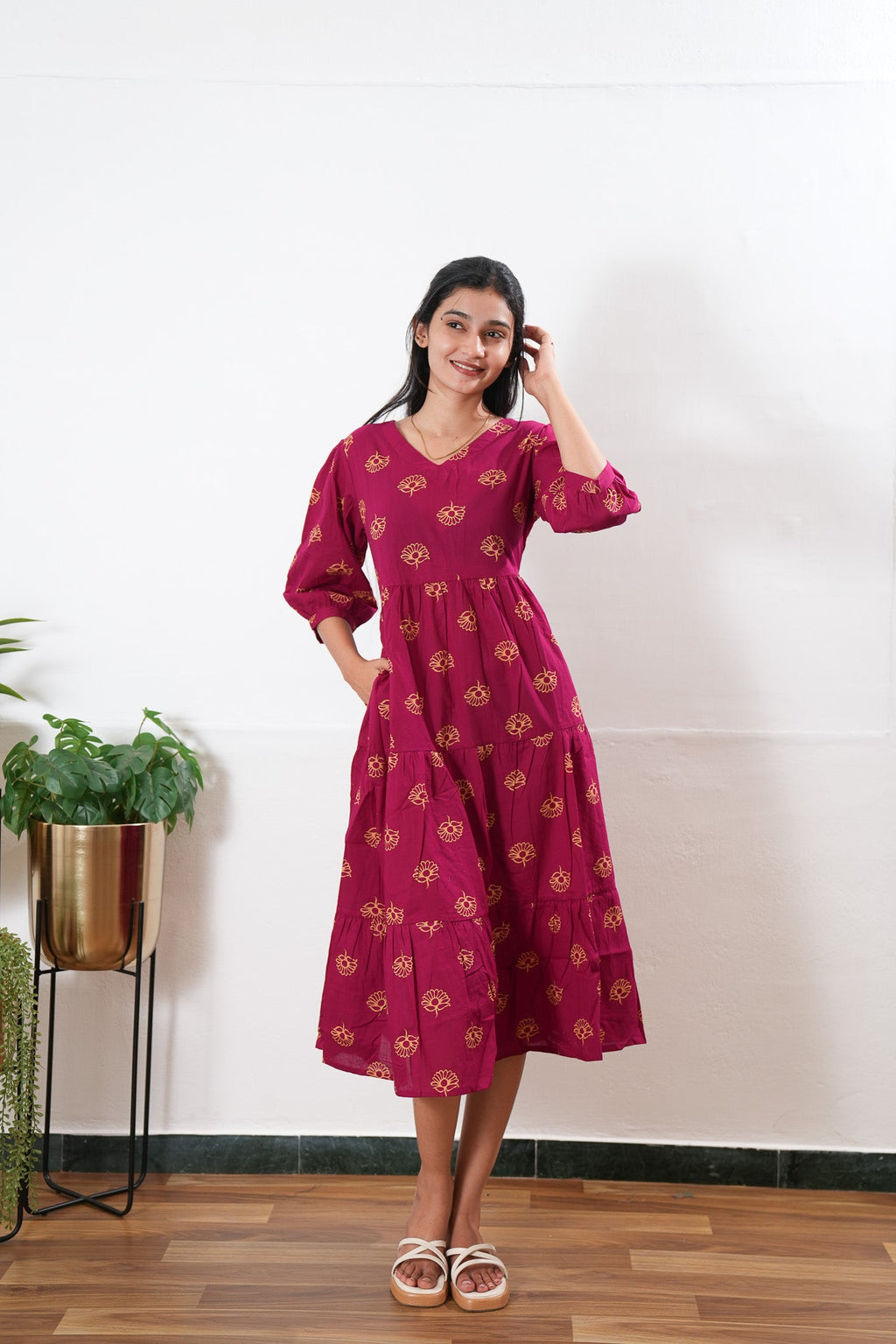 Ruby red Balloon sleeved cotton midi dress