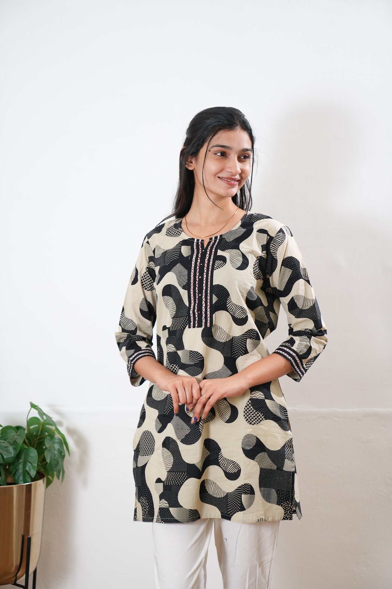 Round neck cotton short kurti - Ivory