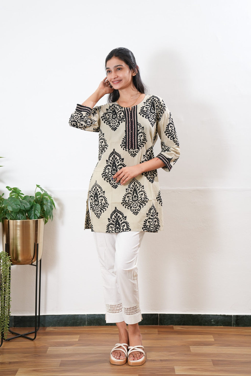 Round neck cotton short kurti - beige and black