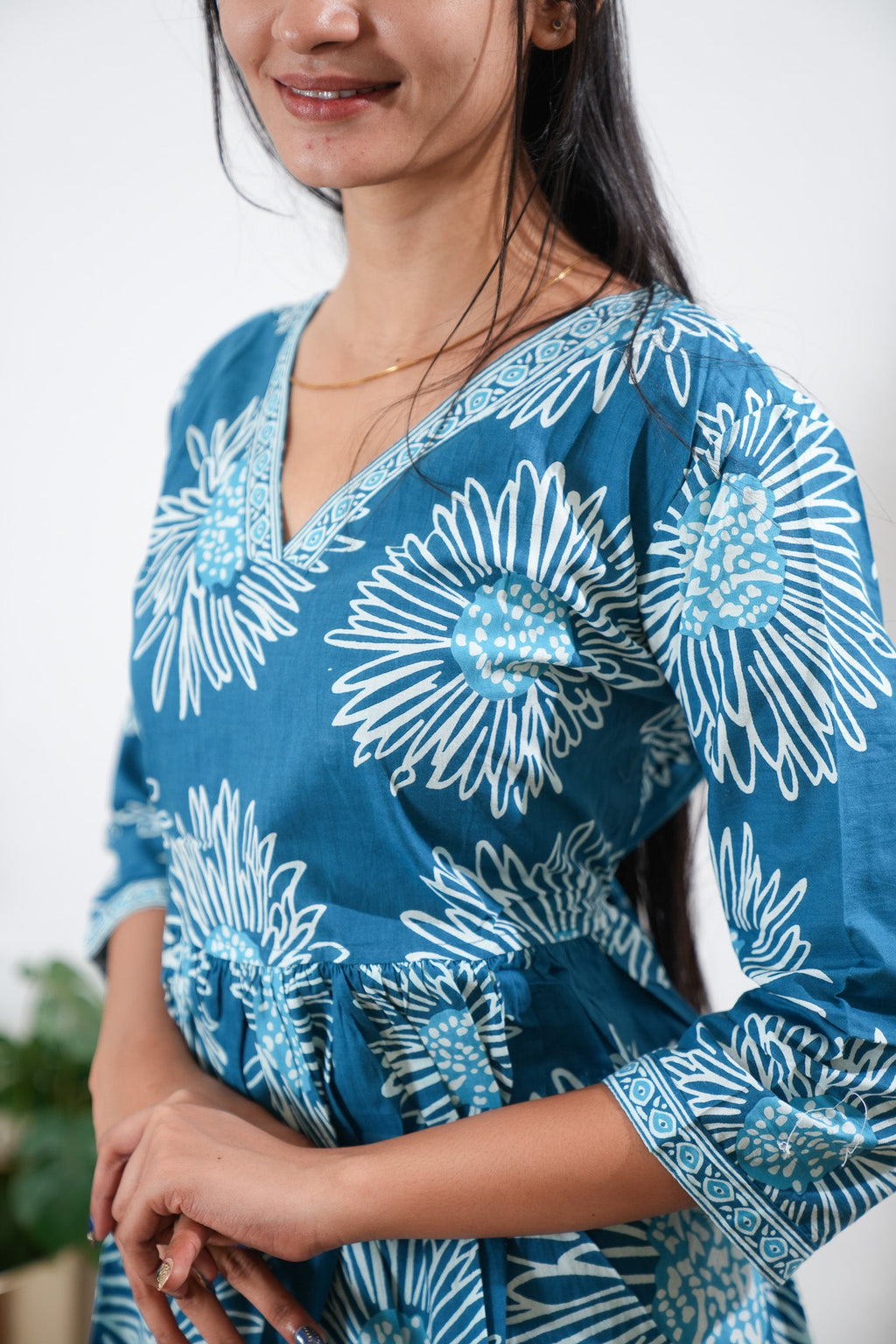 Peplum cotton short kurti - Blue dahlia